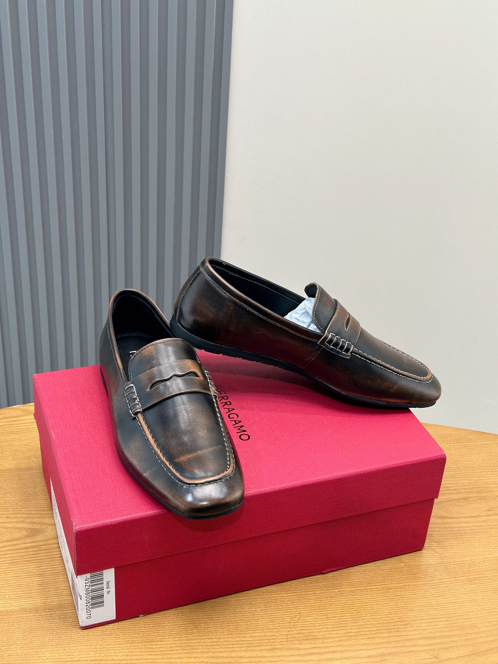 Чоловічі шкіряні туфлі Ferragamo