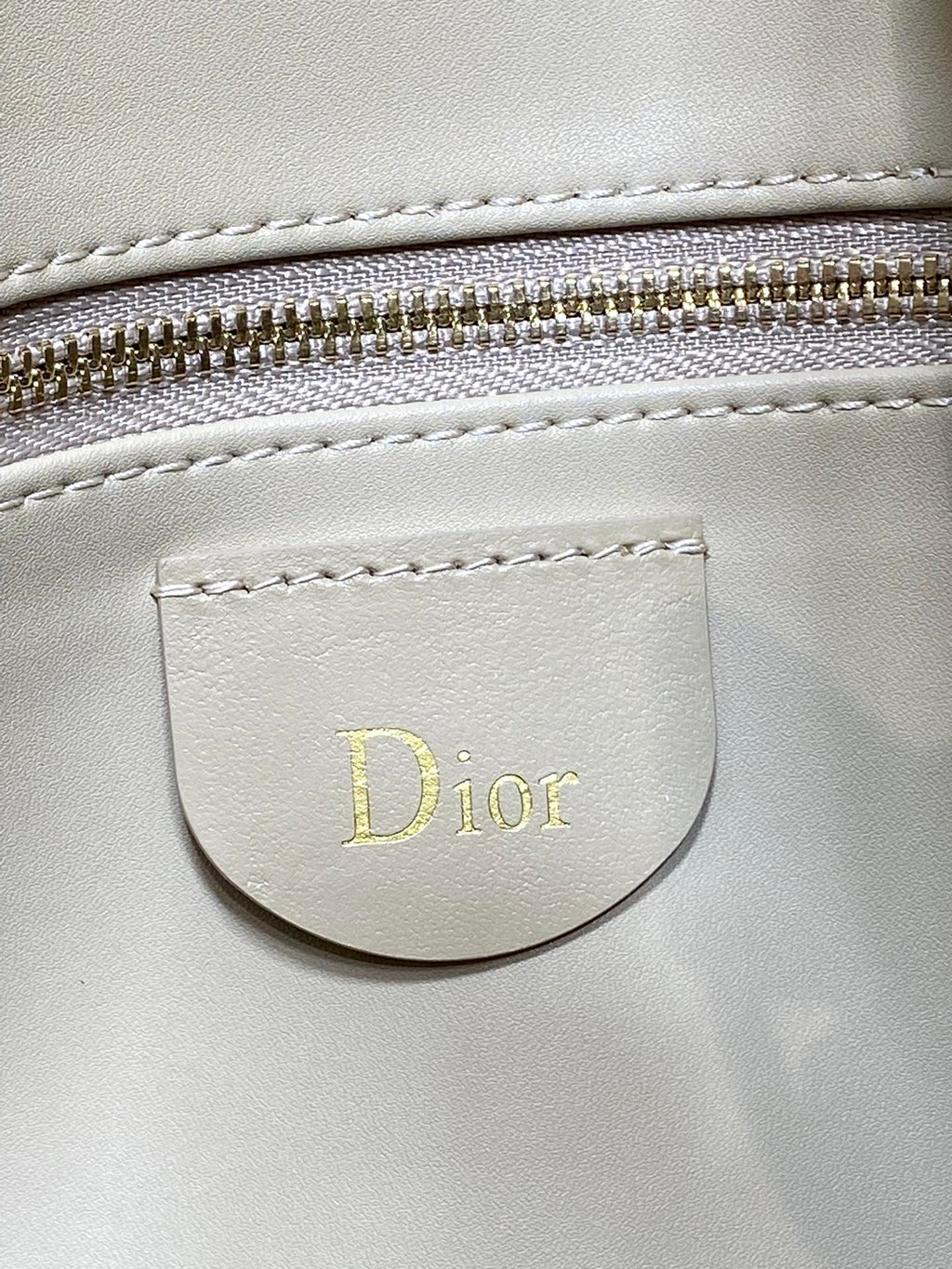 Сумка-хобо Dior — фото 9