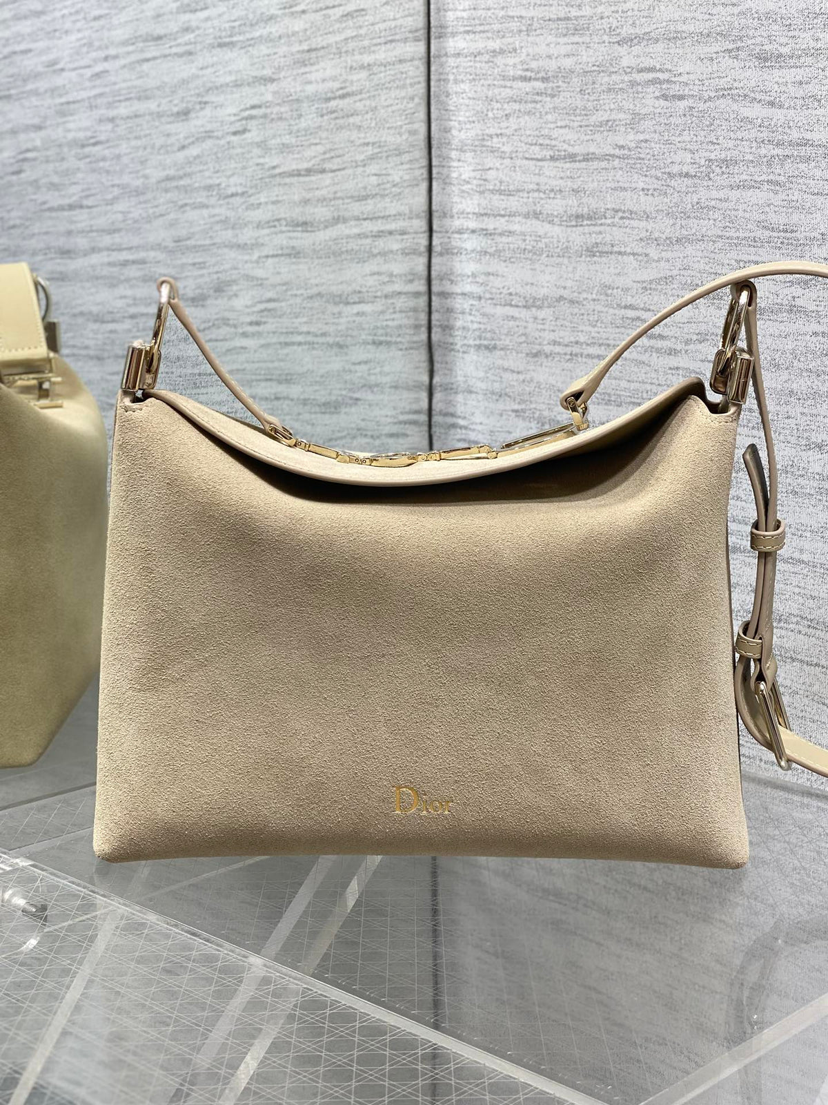 Сумка-хобо Dior — фото 2