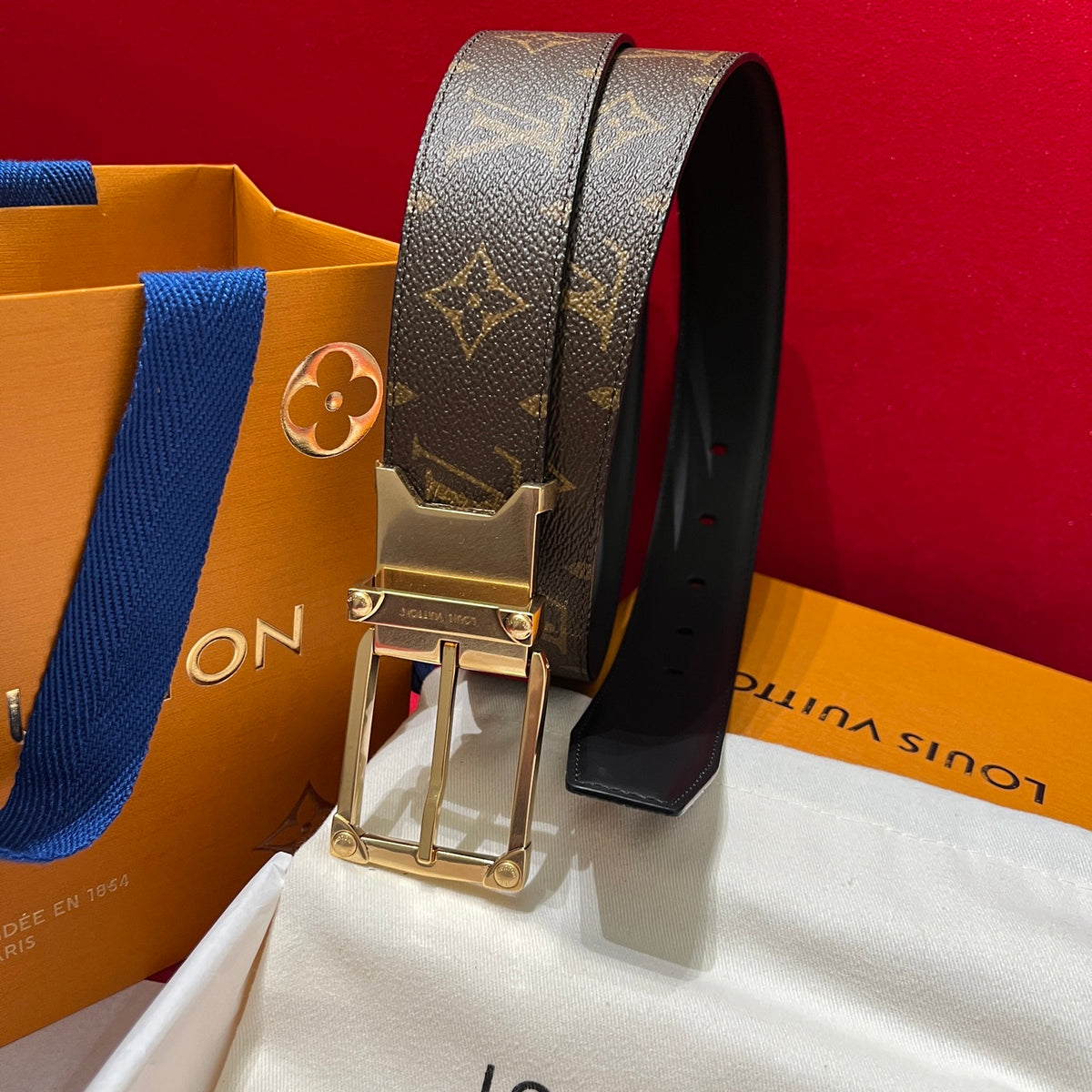 Ремінь Louis Vuitton з текстилю й натуральної шкіри — фото 1