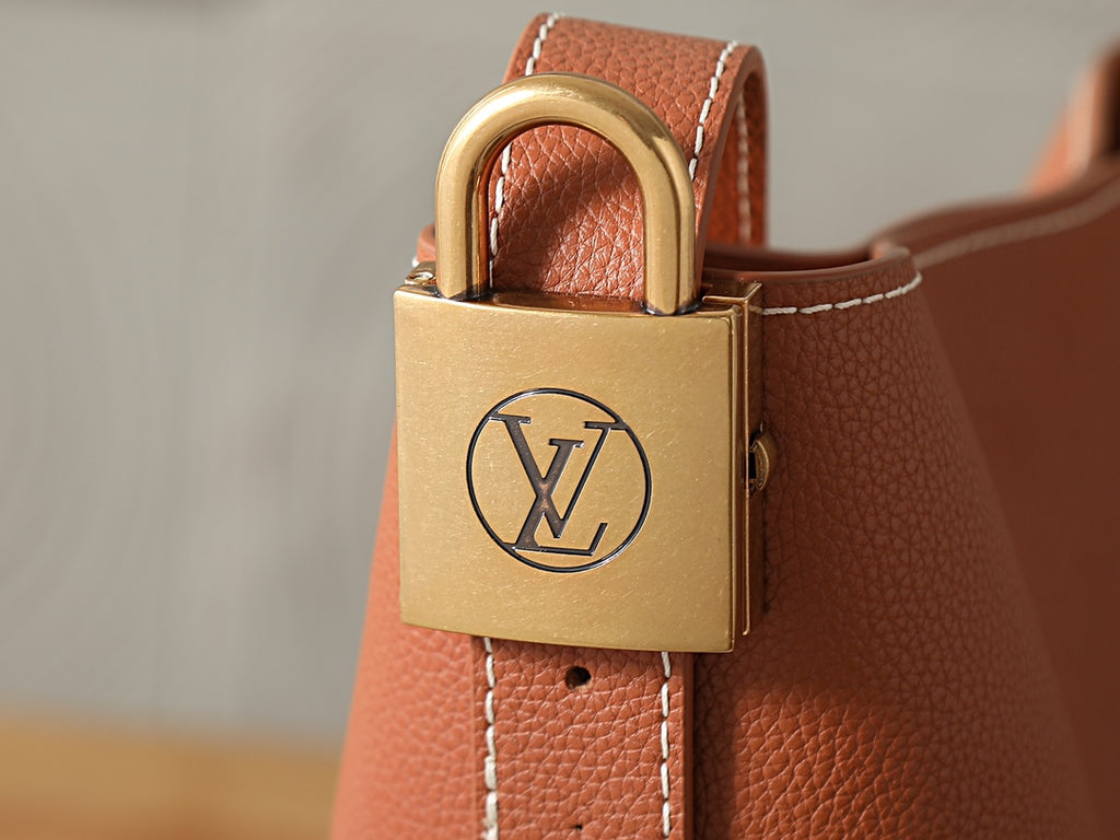 Жіноча сумка-відро Louis Vuitton Montresor