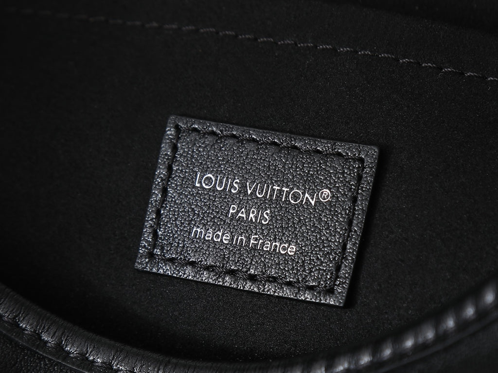 Жіноча сумка Louis Vuitton CarryAll
