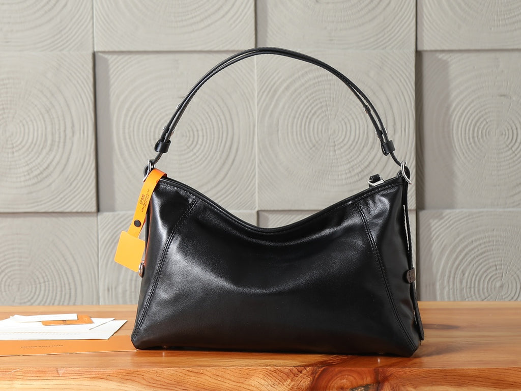 Жіноча сумка Louis Vuitton CarryAll