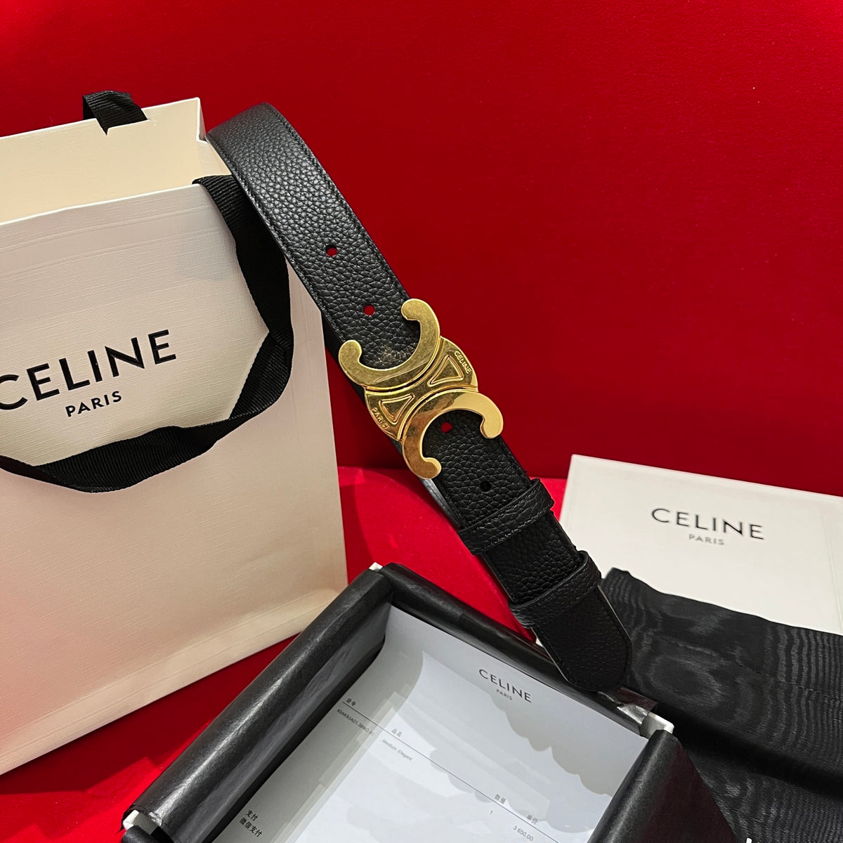 Ремінь Celine Triomphe з натуральної шкіри теляти — фото 1