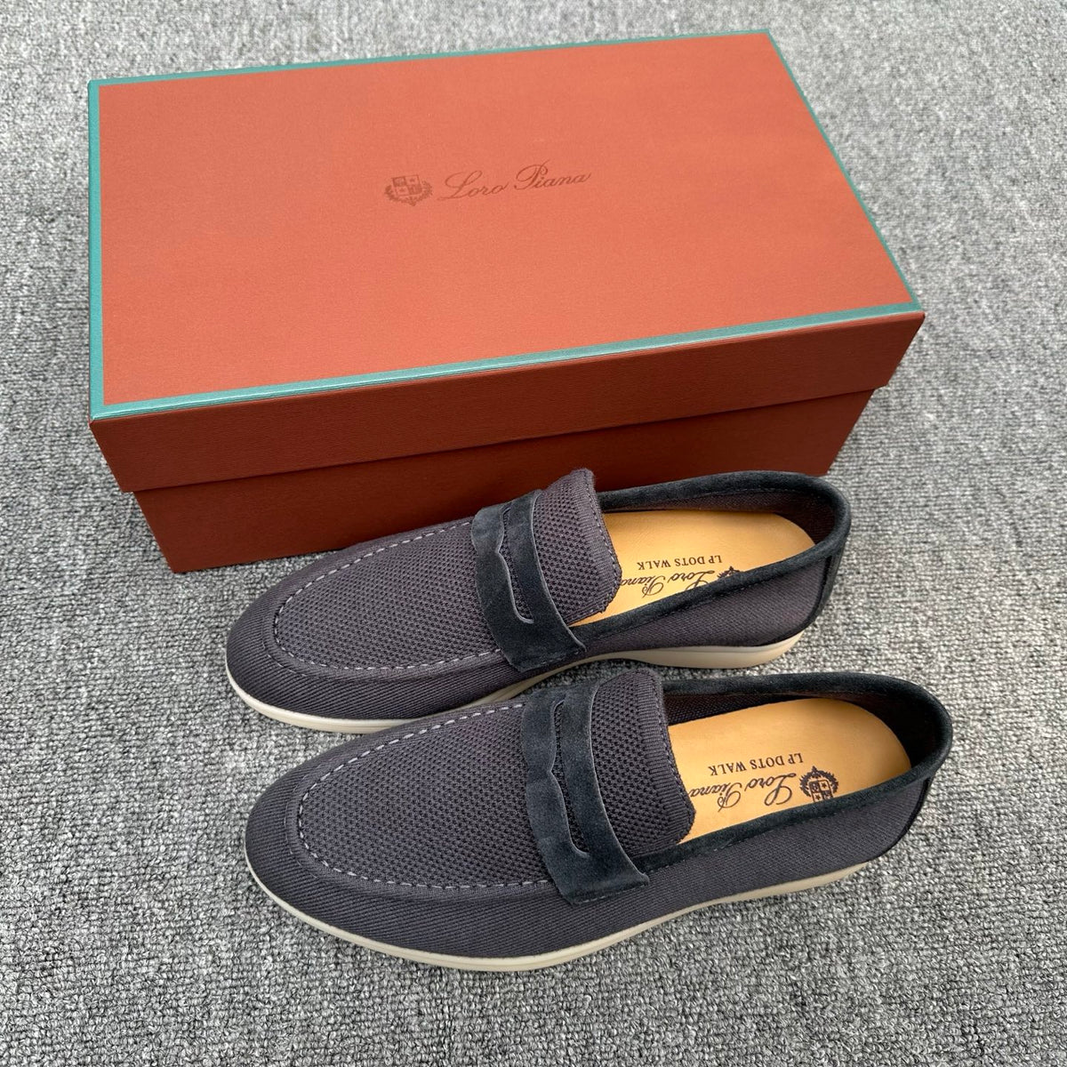 З вовняного трикотажу мокасини Loro Piana