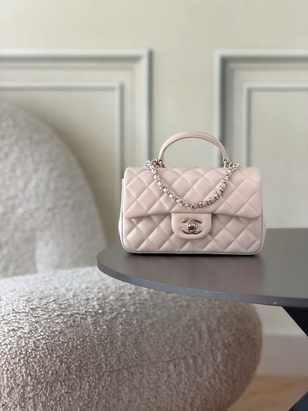 Жіноча сумка Chanel Hobo AS2431