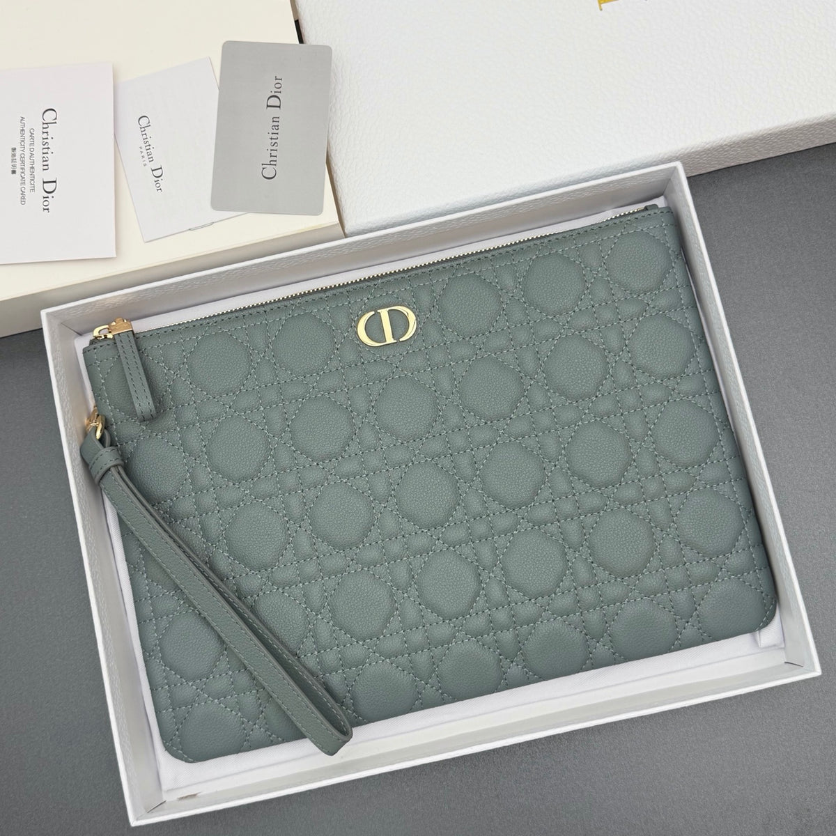 Клатч Dior Caro Freesia з м'якої натуральної шкіри, димчасто-синій — фото 9