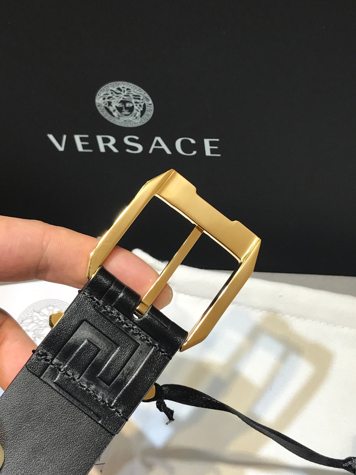 Ремінь Versace з натуральної шкіри — фото 4
