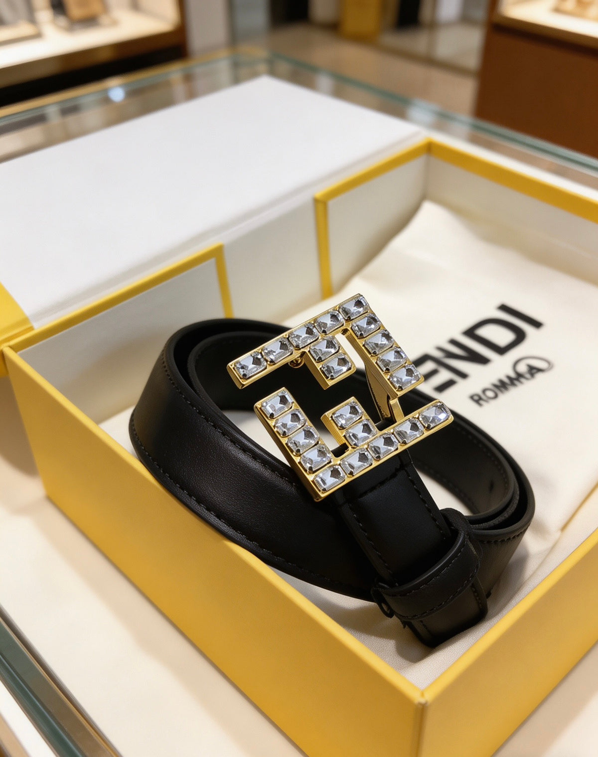 Ремінь Fendi з натуральної шкіри — фото 4