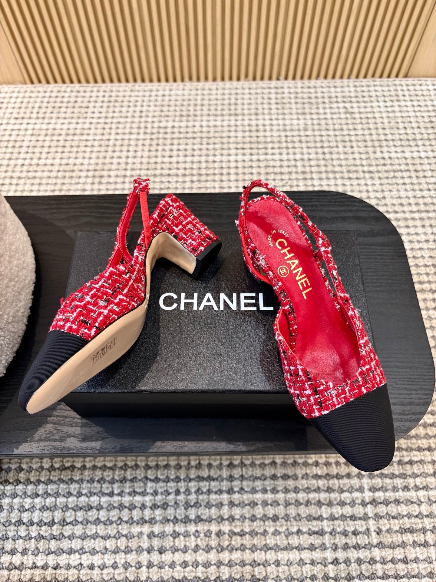 Жіночі зручні шкіряні сандалі Chanel Ballet