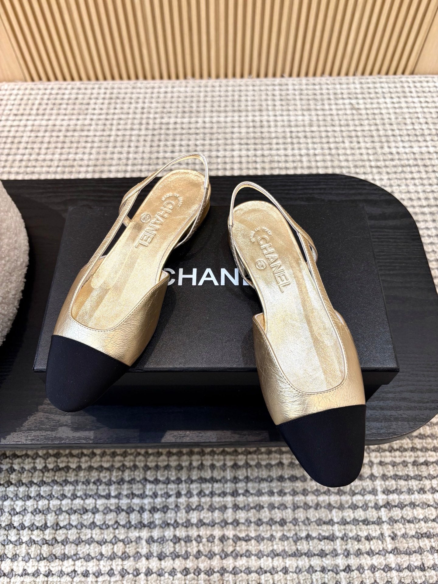 Жіночі зручні шкіряні сандалі Chanel Ballet