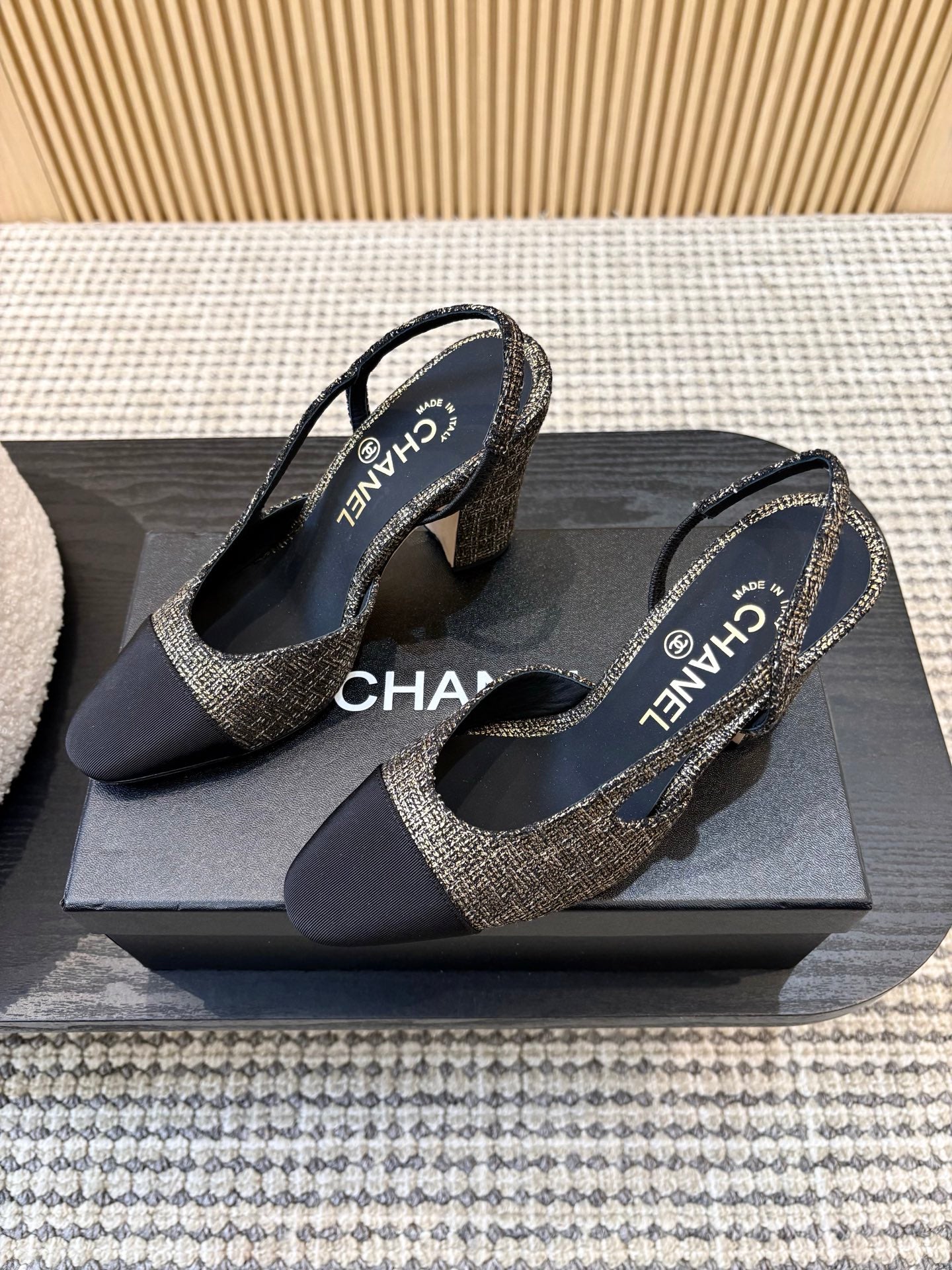 Жіночі зручні шкіряні сандалі Chanel Ballet