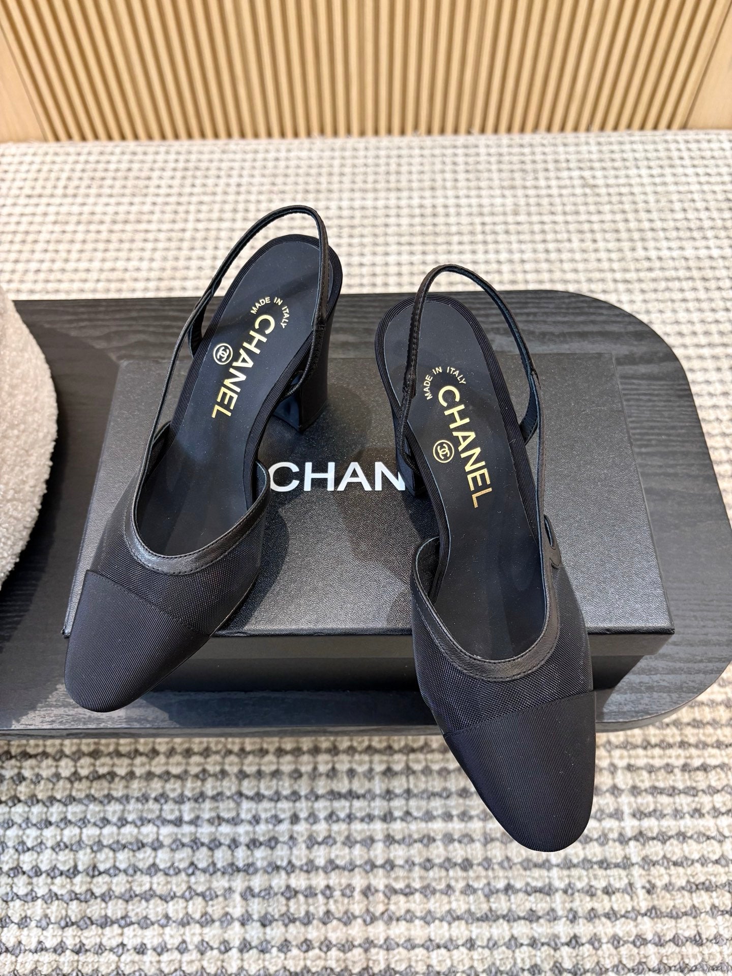 Жіночі зручні шкіряні сандалі Chanel Ballet
