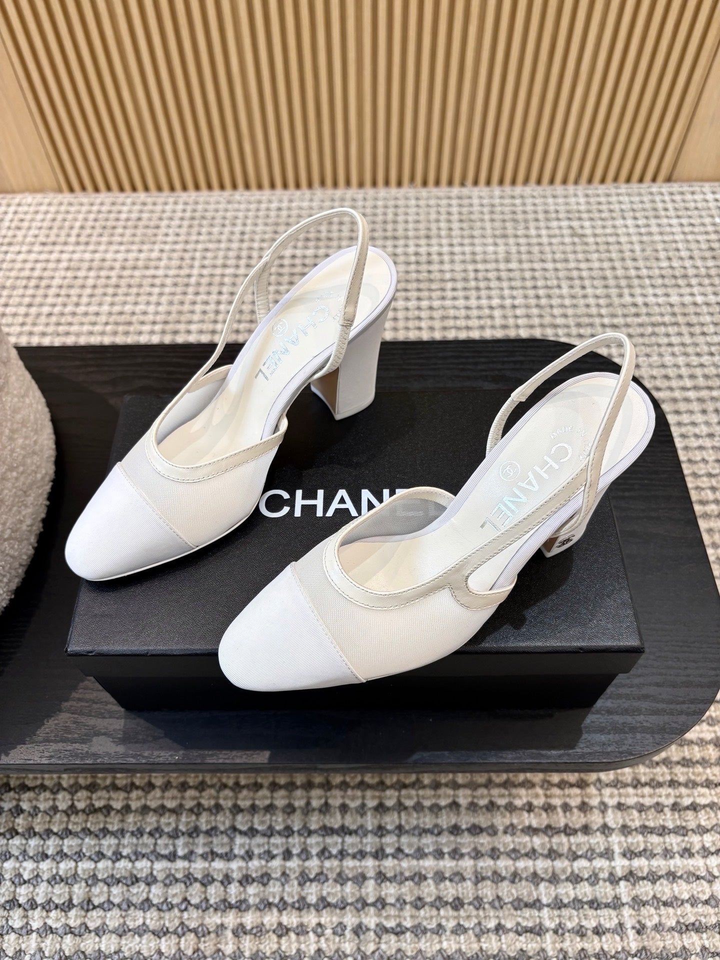 Жіночі зручні шкіряні сандалі Chanel Ballet