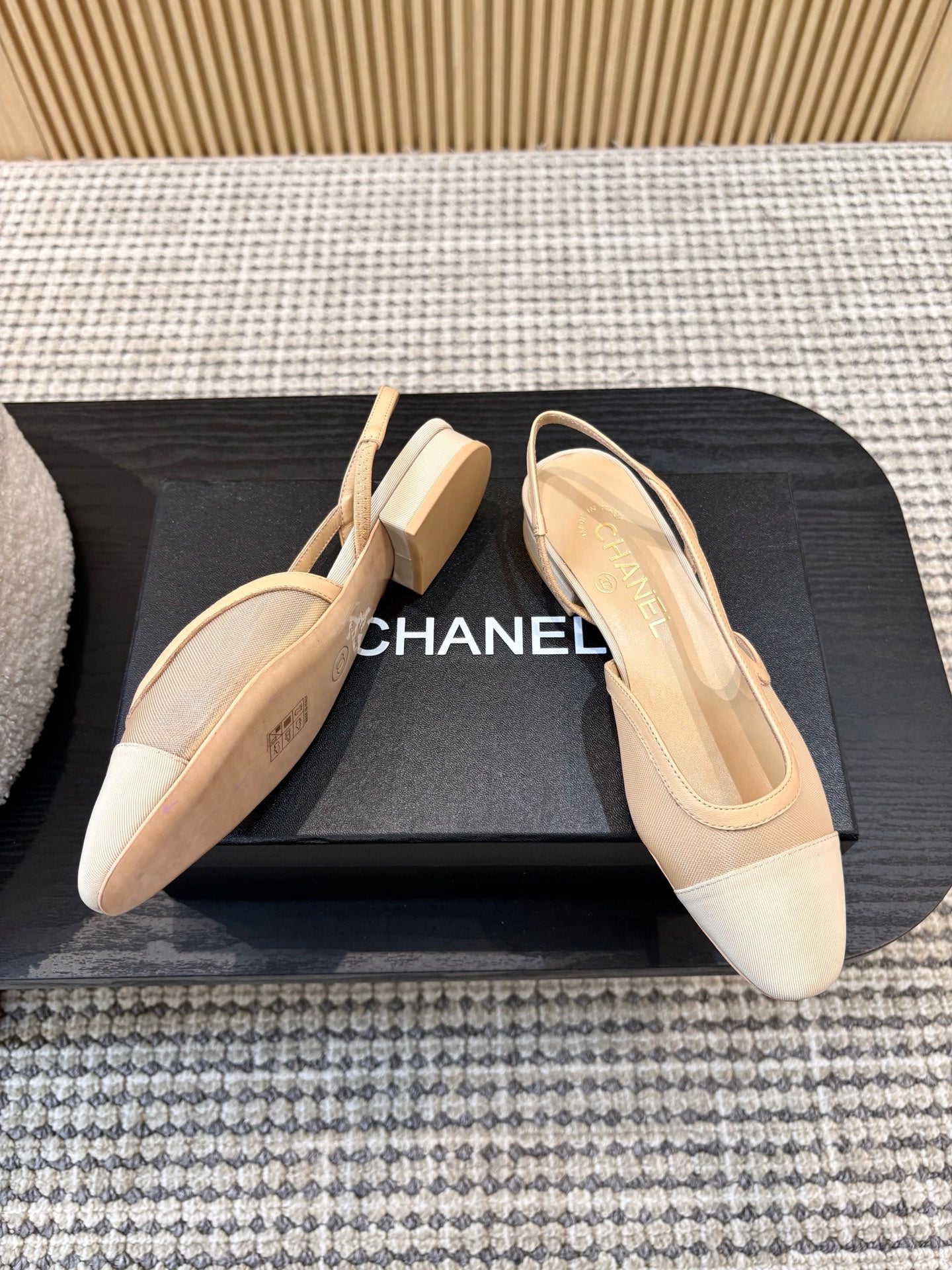 Жіночі зручні шкіряні сандалі Chanel Ballet