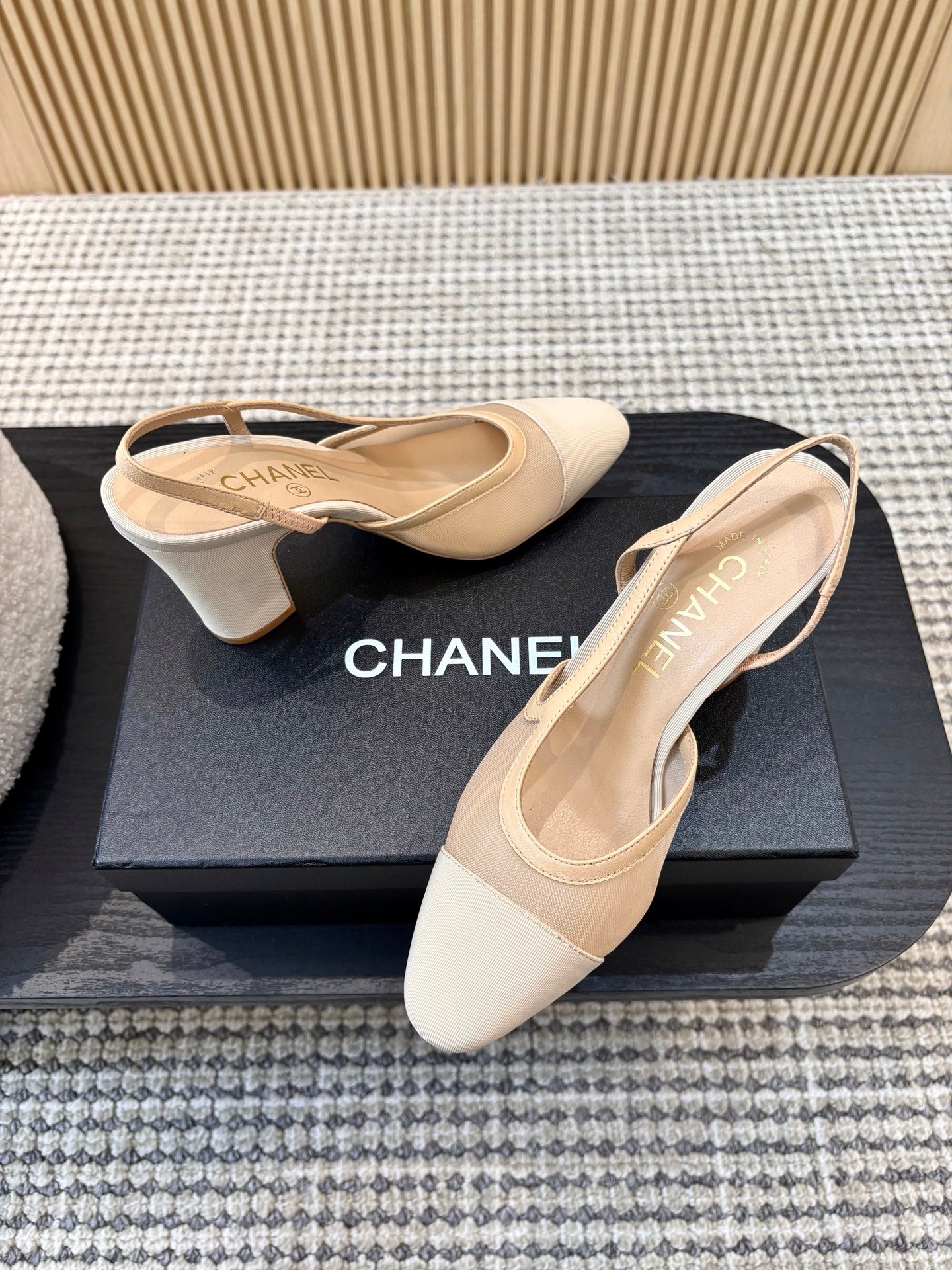 Жіночі зручні шкіряні сандалі Chanel Ballet