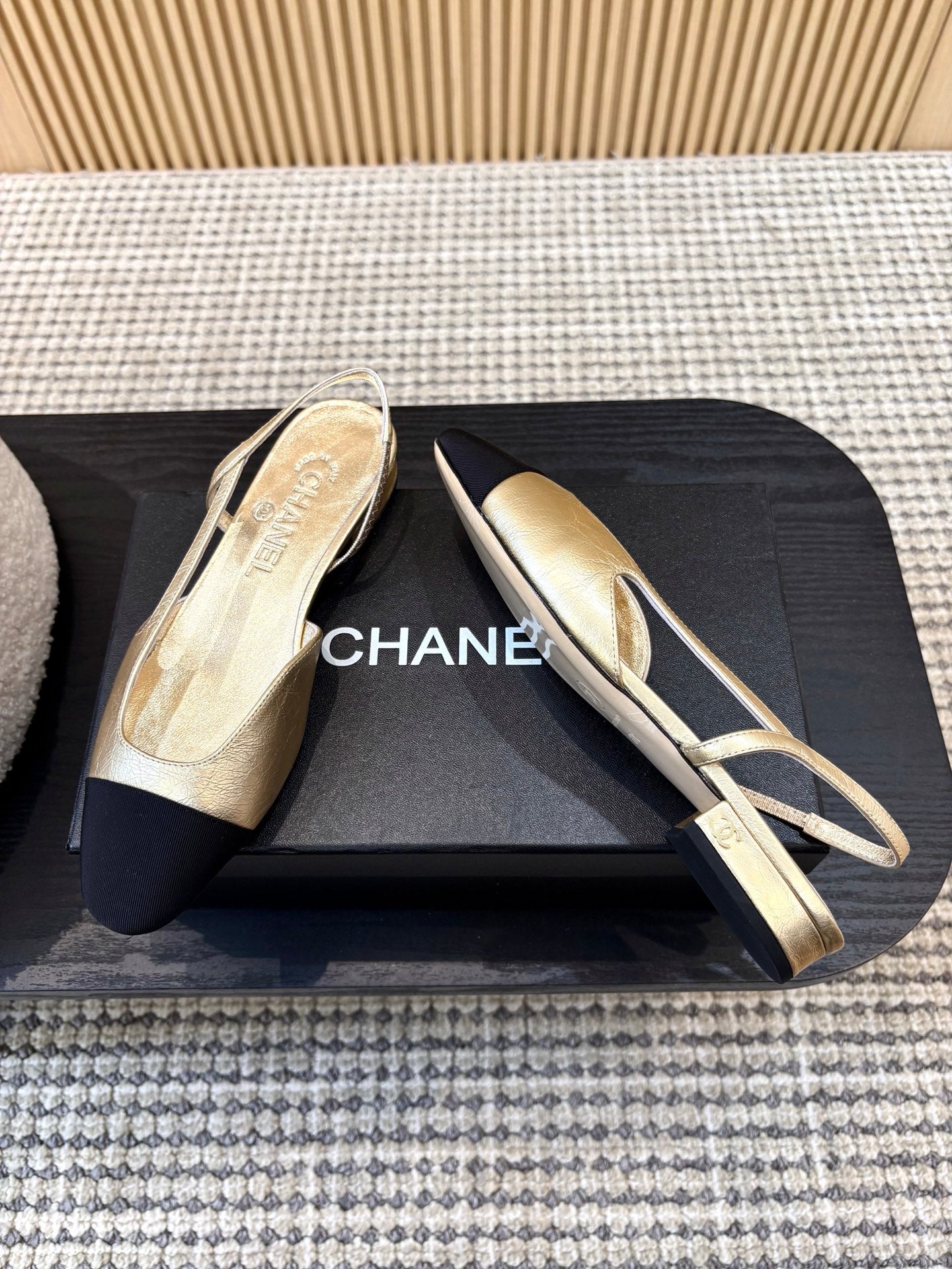 Жіночі зручні шкіряні сандалі Chanel Ballet