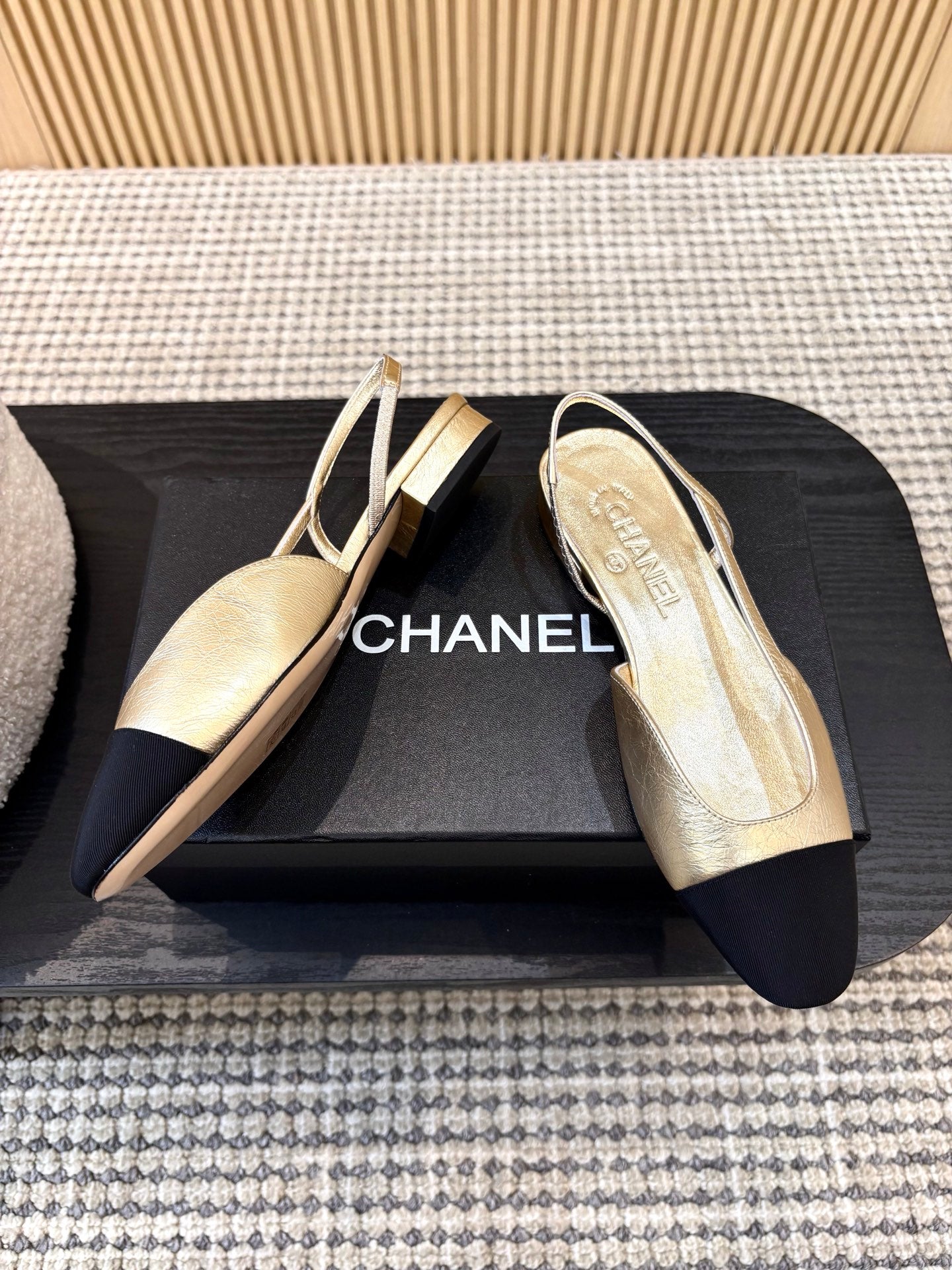 Жіночі зручні шкіряні сандалі Chanel Ballet