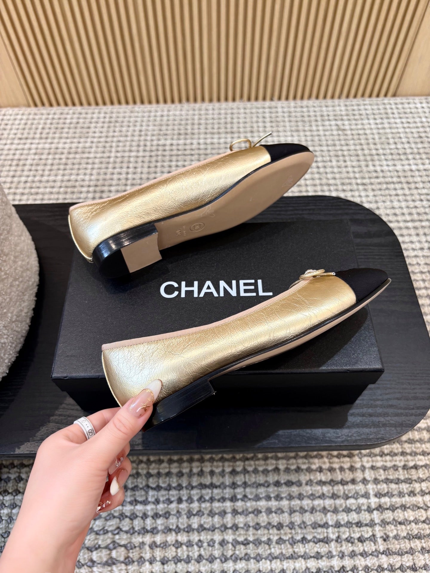 Жіночі зручні шкіряні сандалі Chanel Ballet