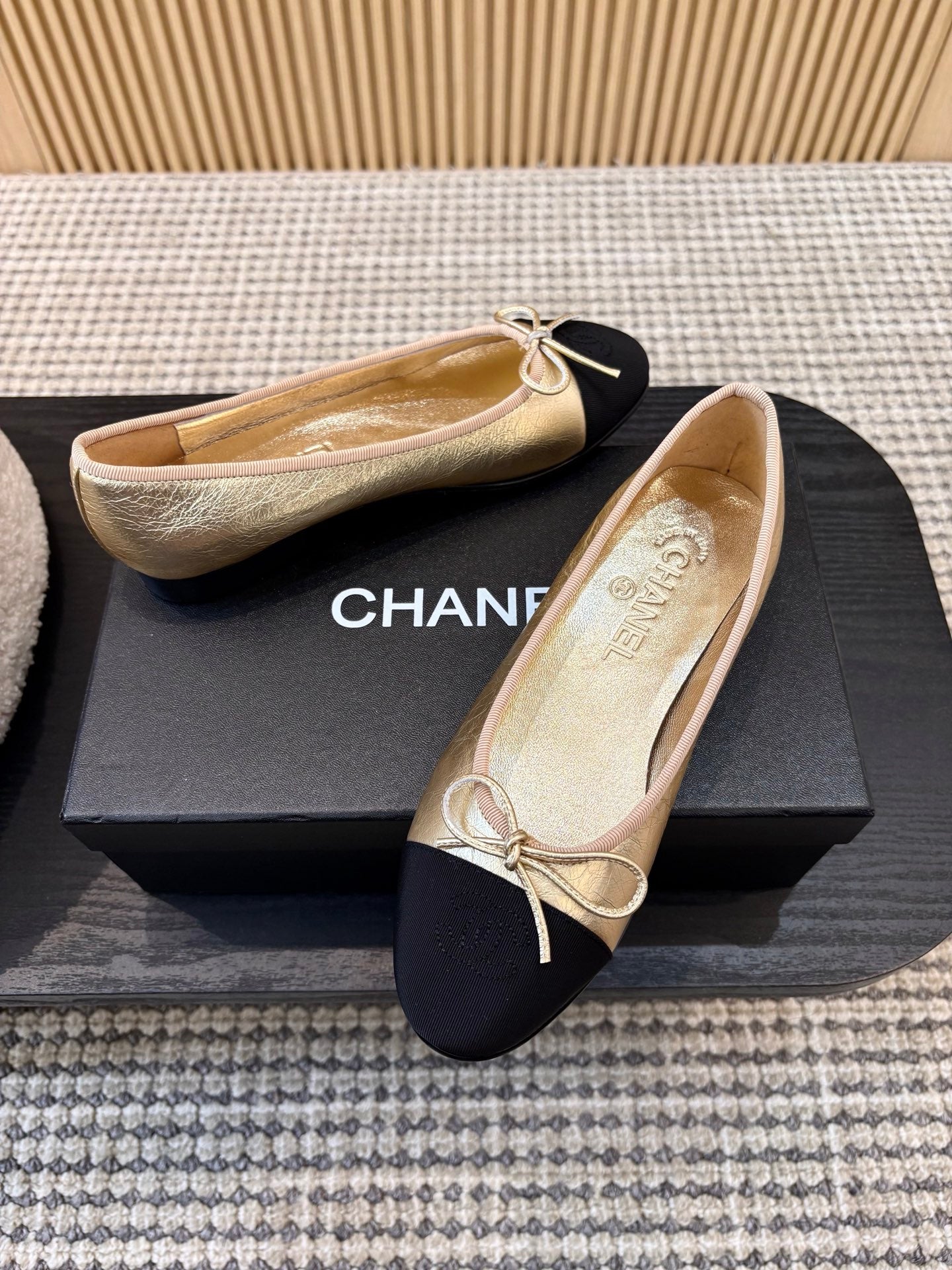 Жіночі зручні шкіряні сандалі Chanel Ballet