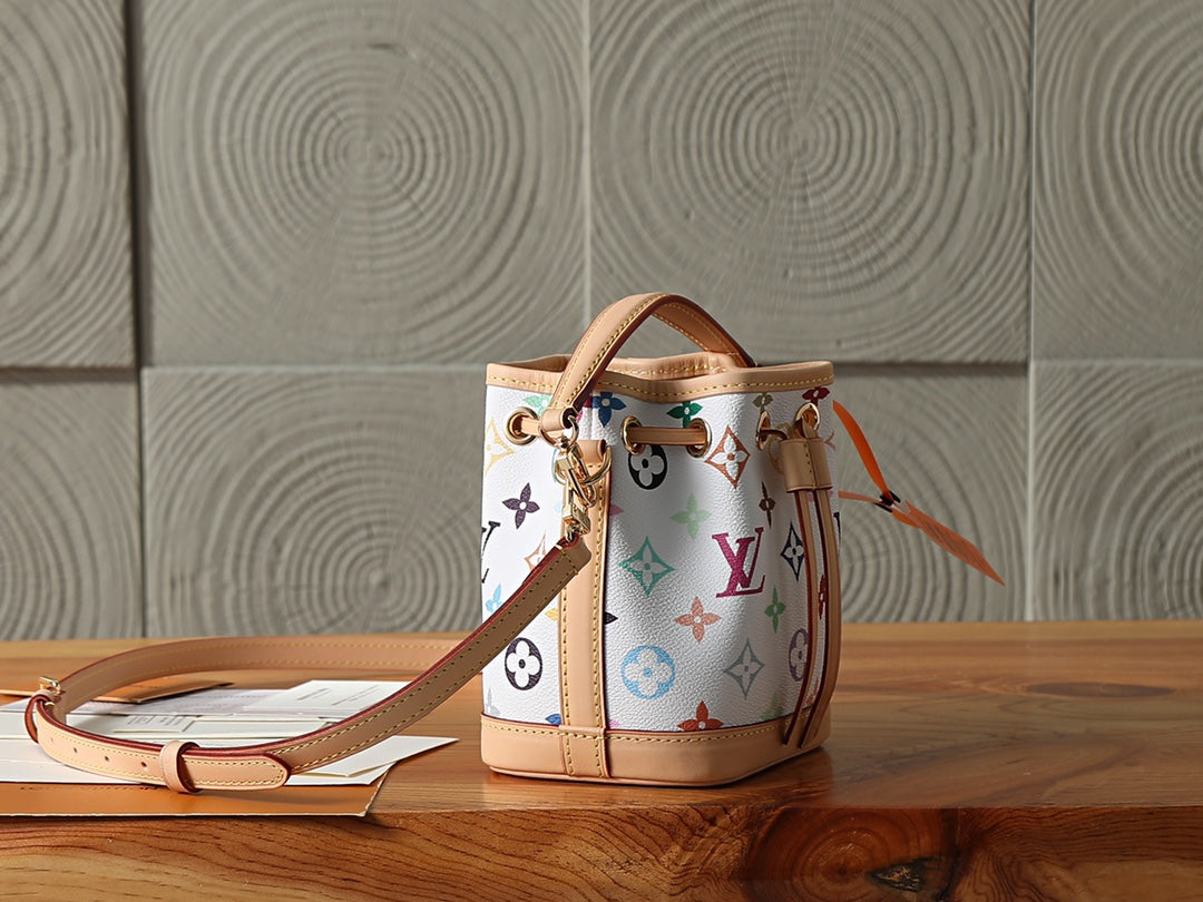 Жіноча сумка Louis Vuitton