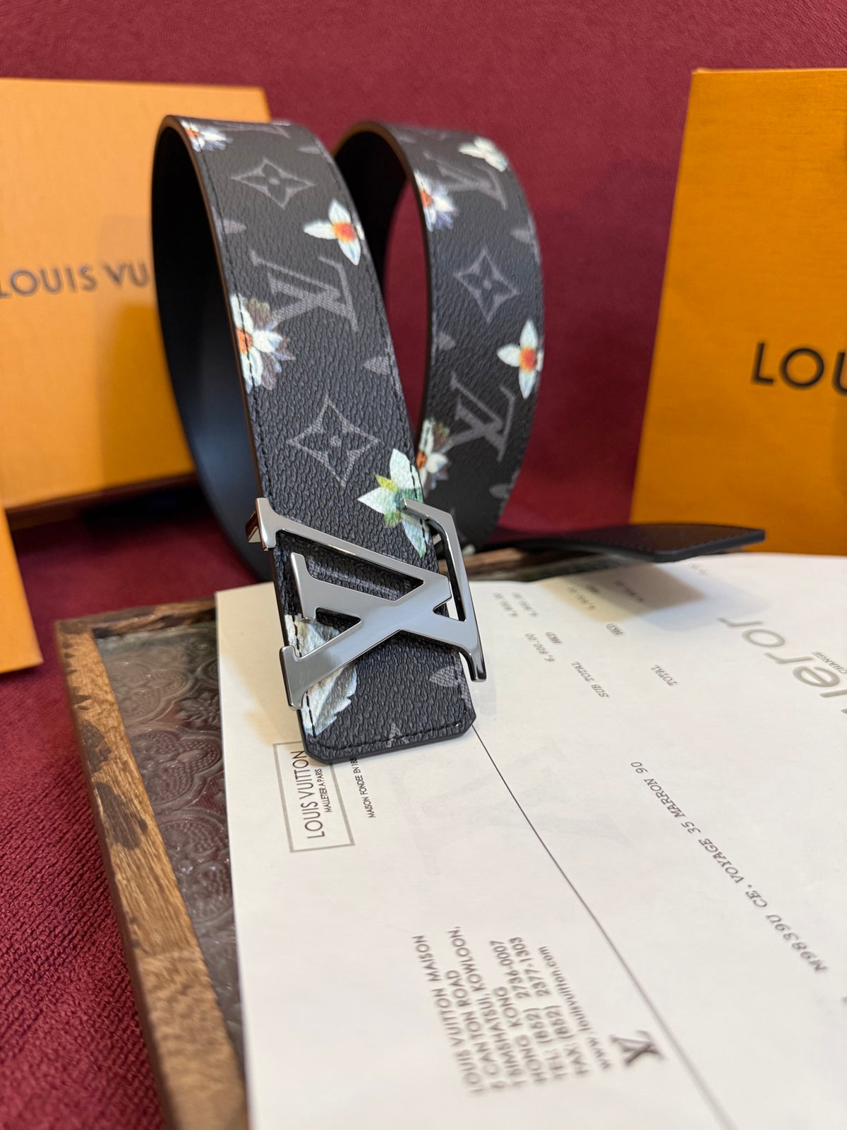 Ремінь Louis Vuitton з полотна та натуральної шкіри