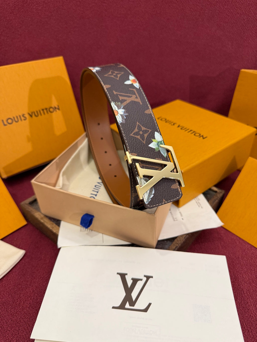 Ремінь Louis Vuitton з полотна та натуральної шкіри