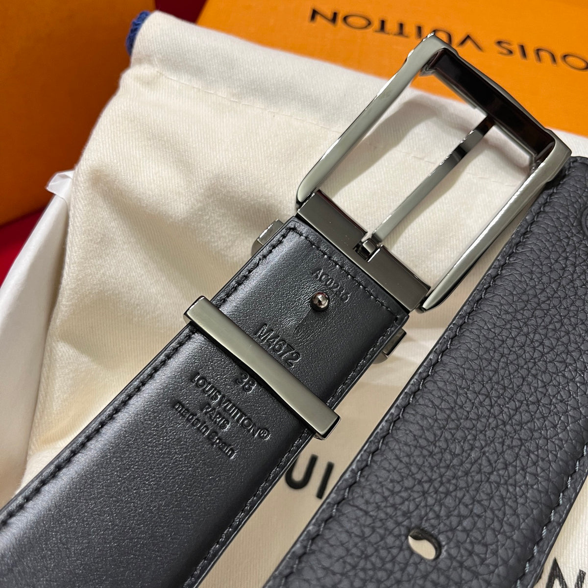Ремінь Louis Vuitton з натуральної телячої шкіри