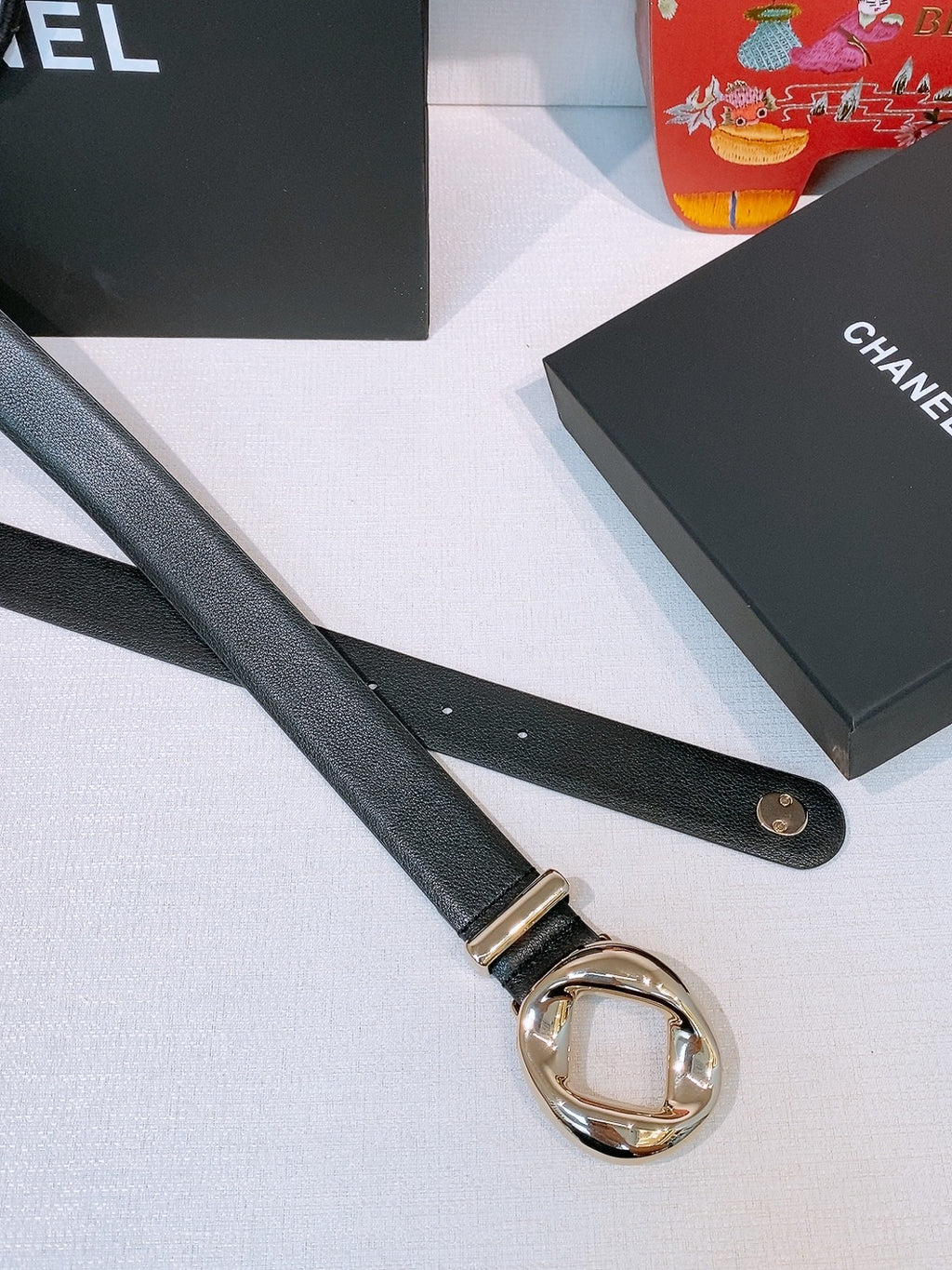 Ремінь Chanel з натуральної телячої шкіри