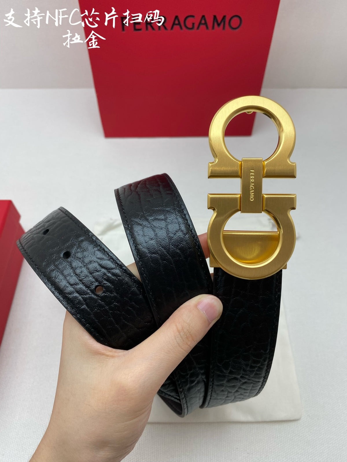 Ремінь Salvatore Ferragamo з натуральної шкіри