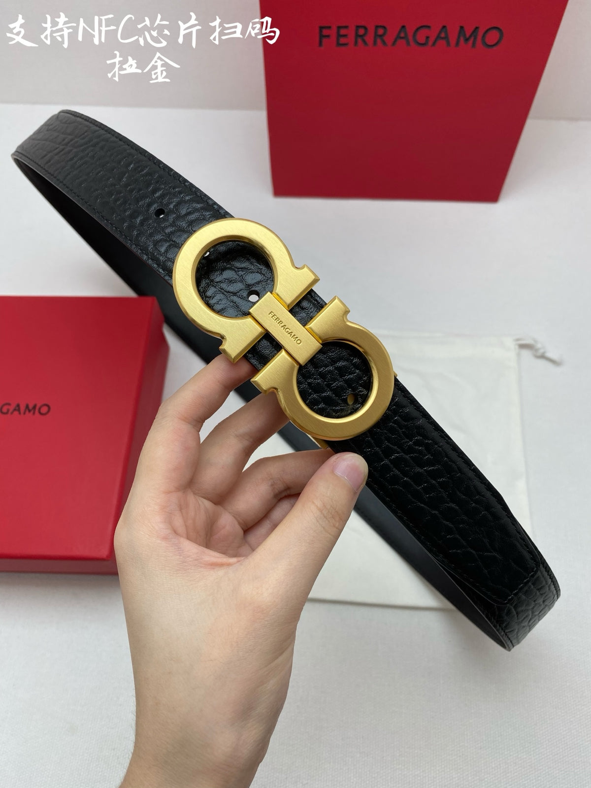 Ремінь Salvatore Ferragamo з натуральної шкіри