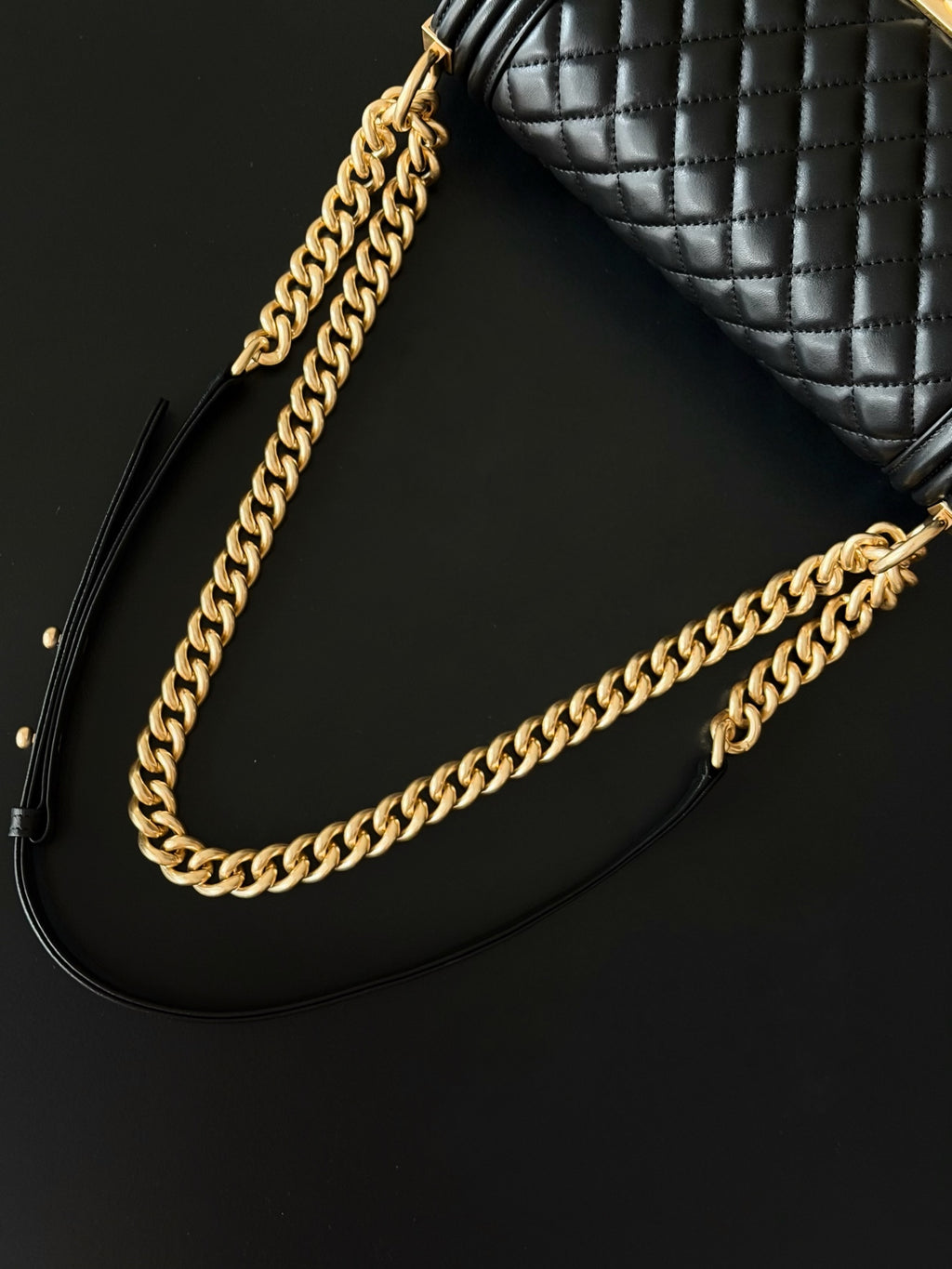 Жіноча сумка Chanel Classic Bag Le Boy