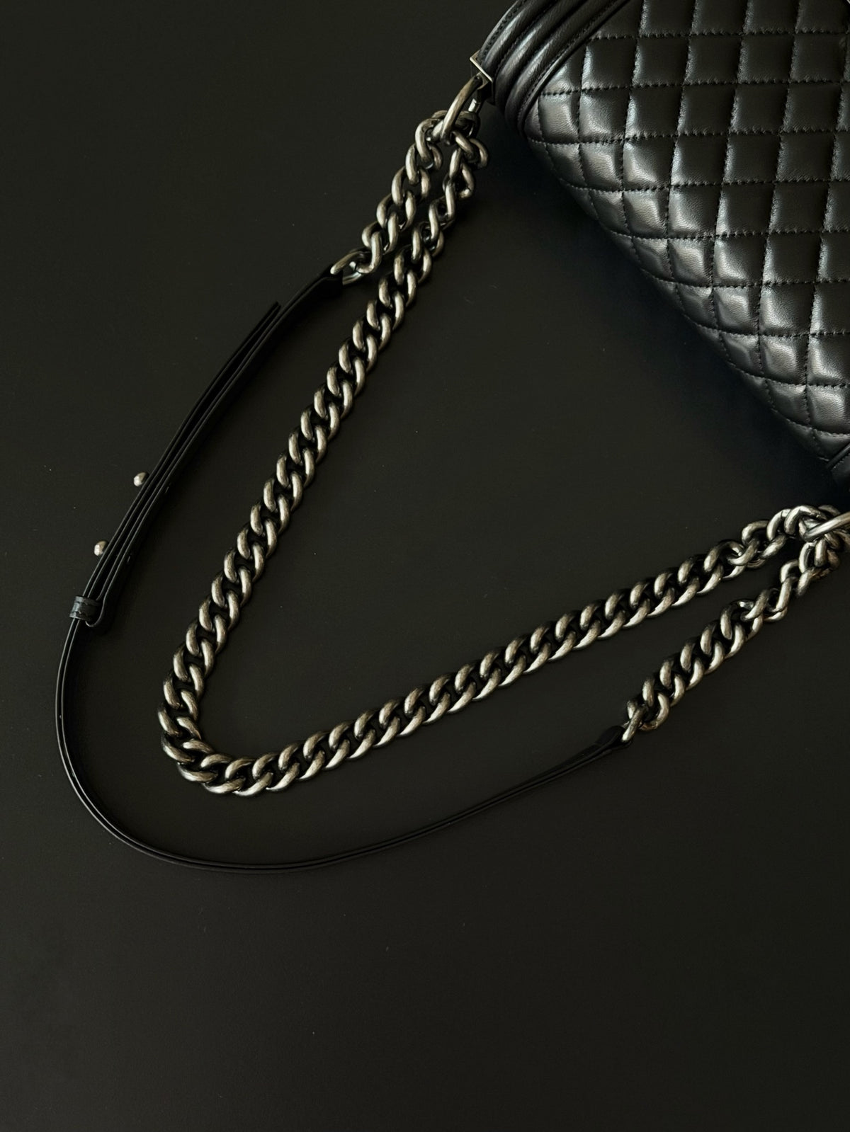Жіноча сумка Chanel Classic Bag Le Boy