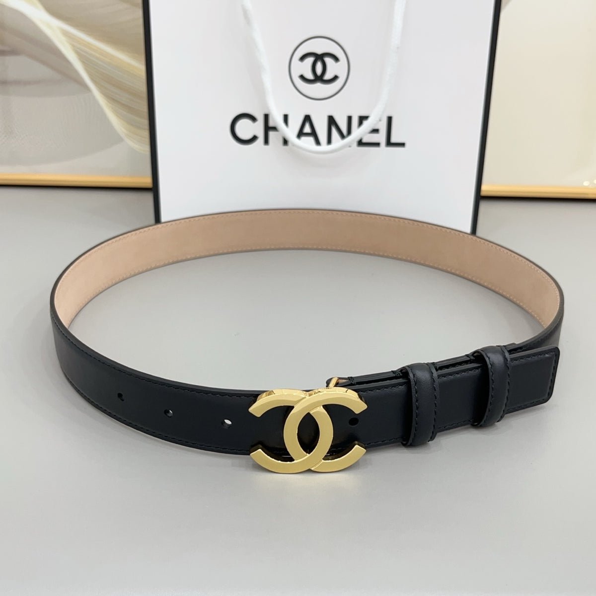 Ремінь Chanel з натуральної шкіри