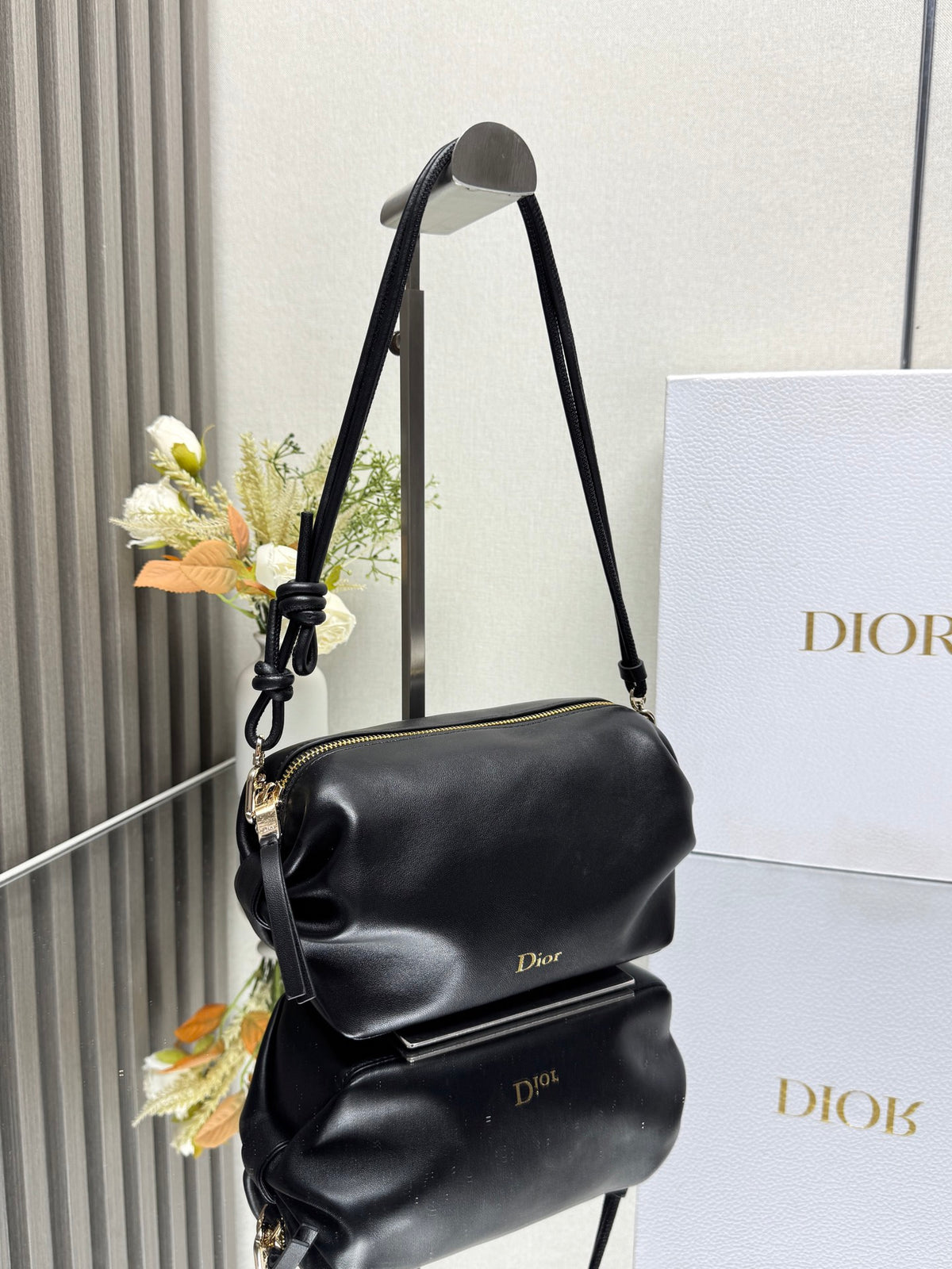 Клатч Dior Bow зі шкіри ягняти, чорний — фото 2