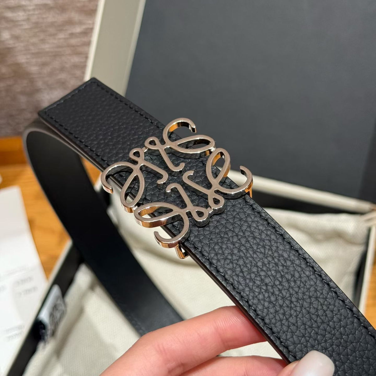 Ремінь Loewe з натуральної шкіри