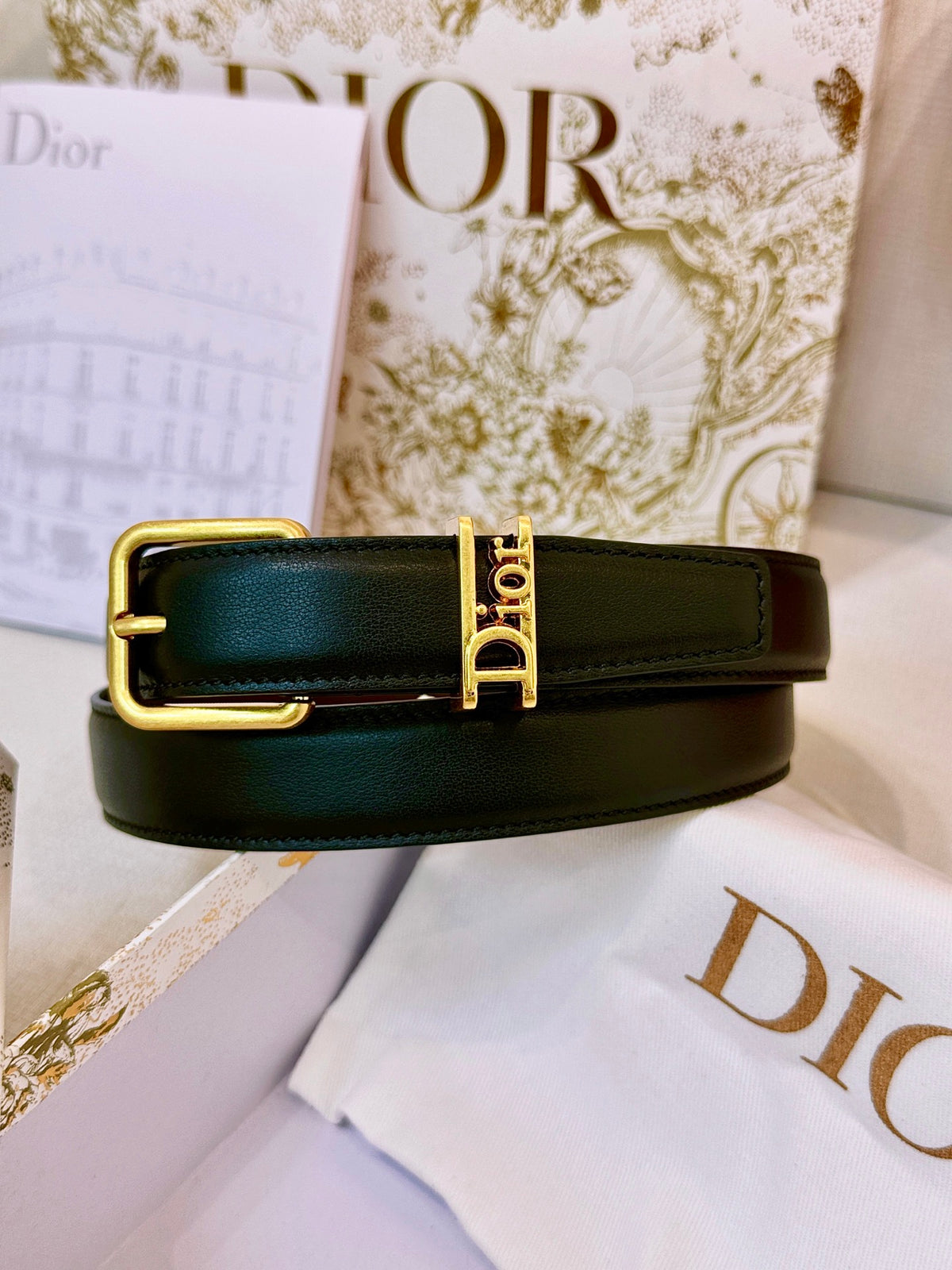 Ремінь Dior з натуральної телячої шкіри