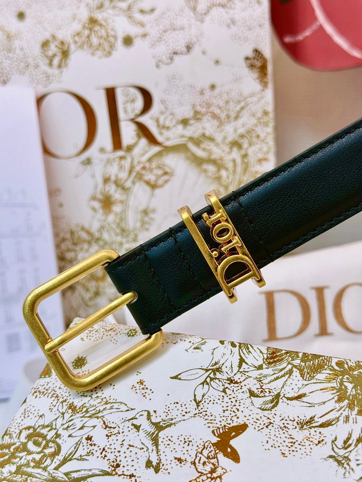 Ремінь Dior з натуральної телячої шкіри