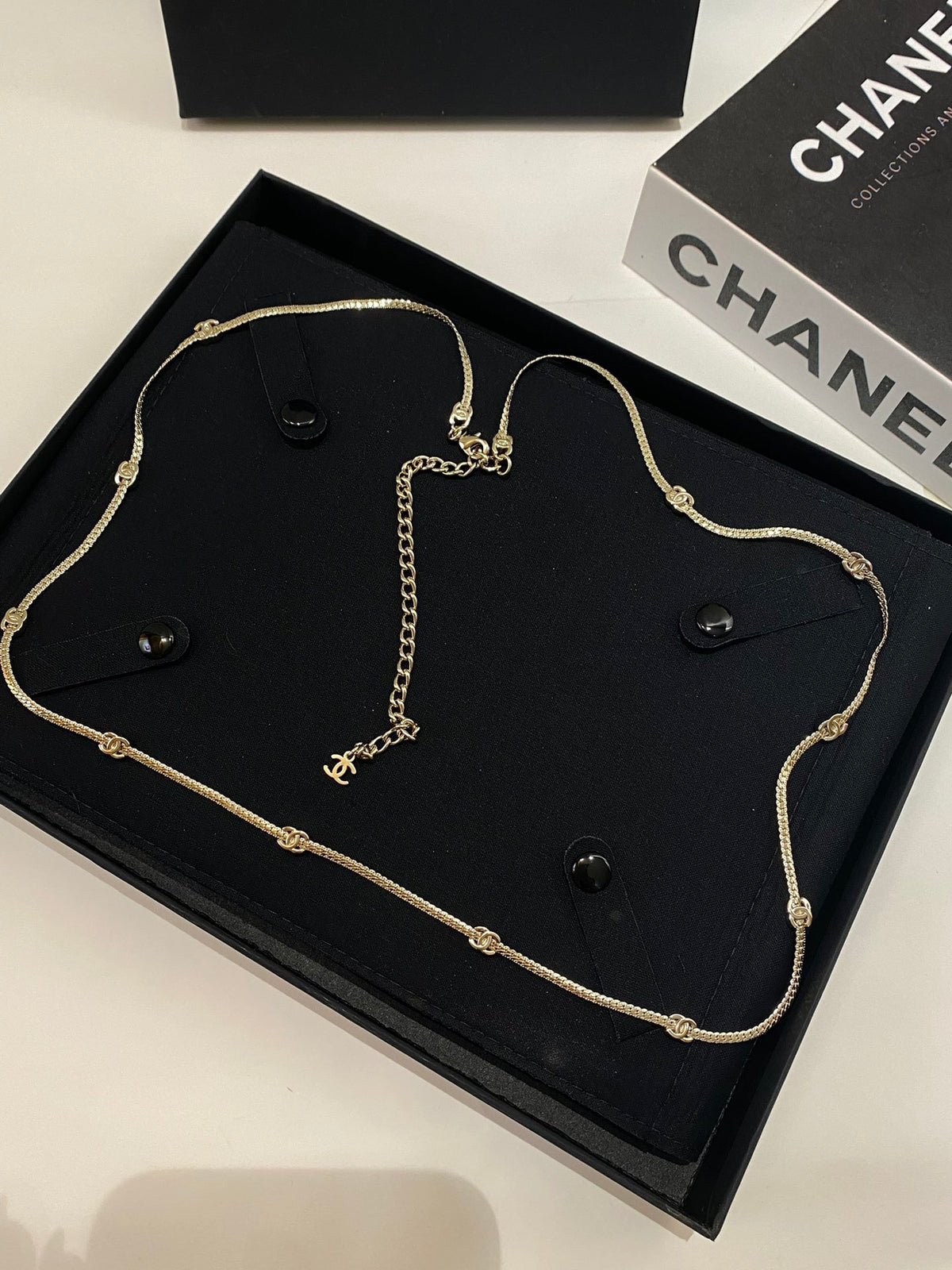 Пояс-ланцюжок Chanel із латуні