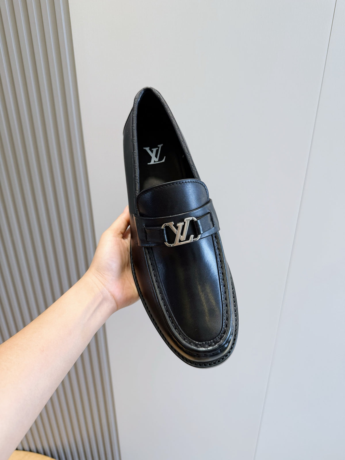 Лофери Louis Vuitton Major з лакованої натуральної шкіри
