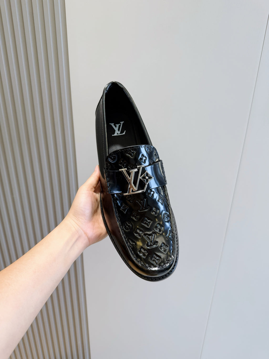 Лофери Louis Vuitton Major з лакованої натуральної шкіри