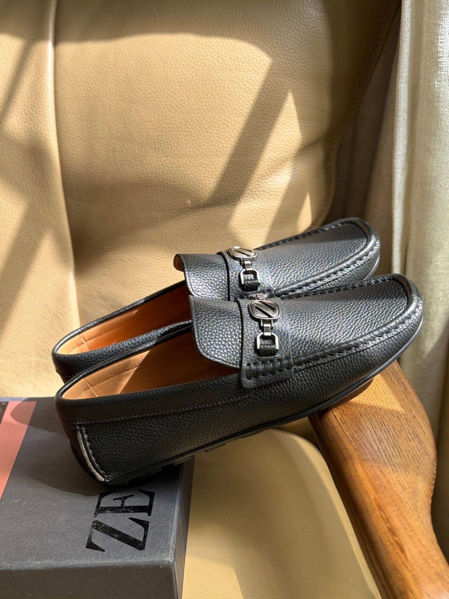 Елегантні шкіряні лофери Zegna