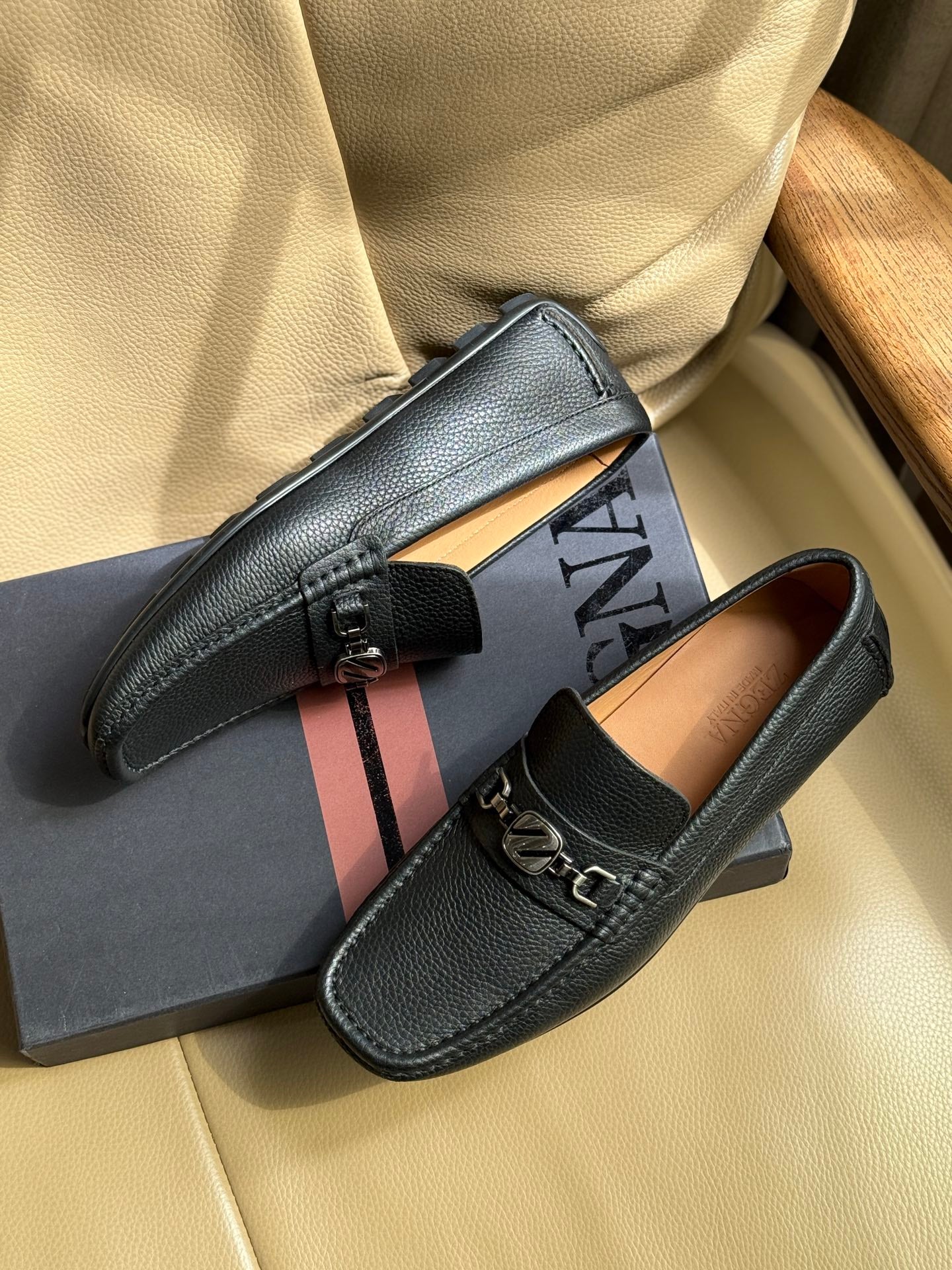 Елегантні шкіряні лофери Zegna