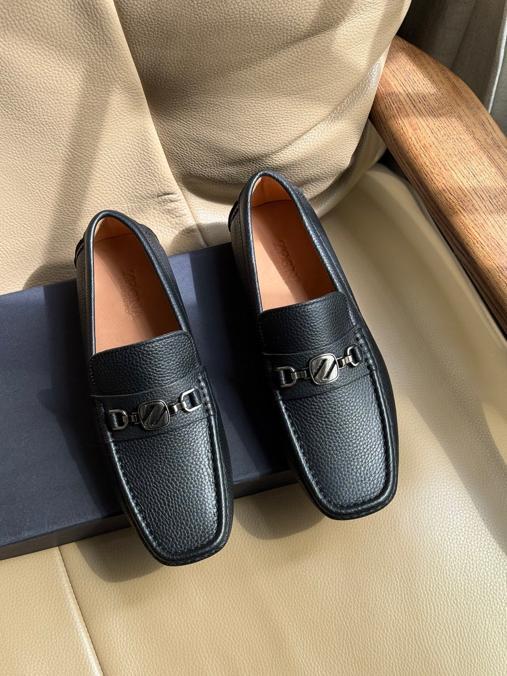 Елегантні шкіряні лофери Zegna