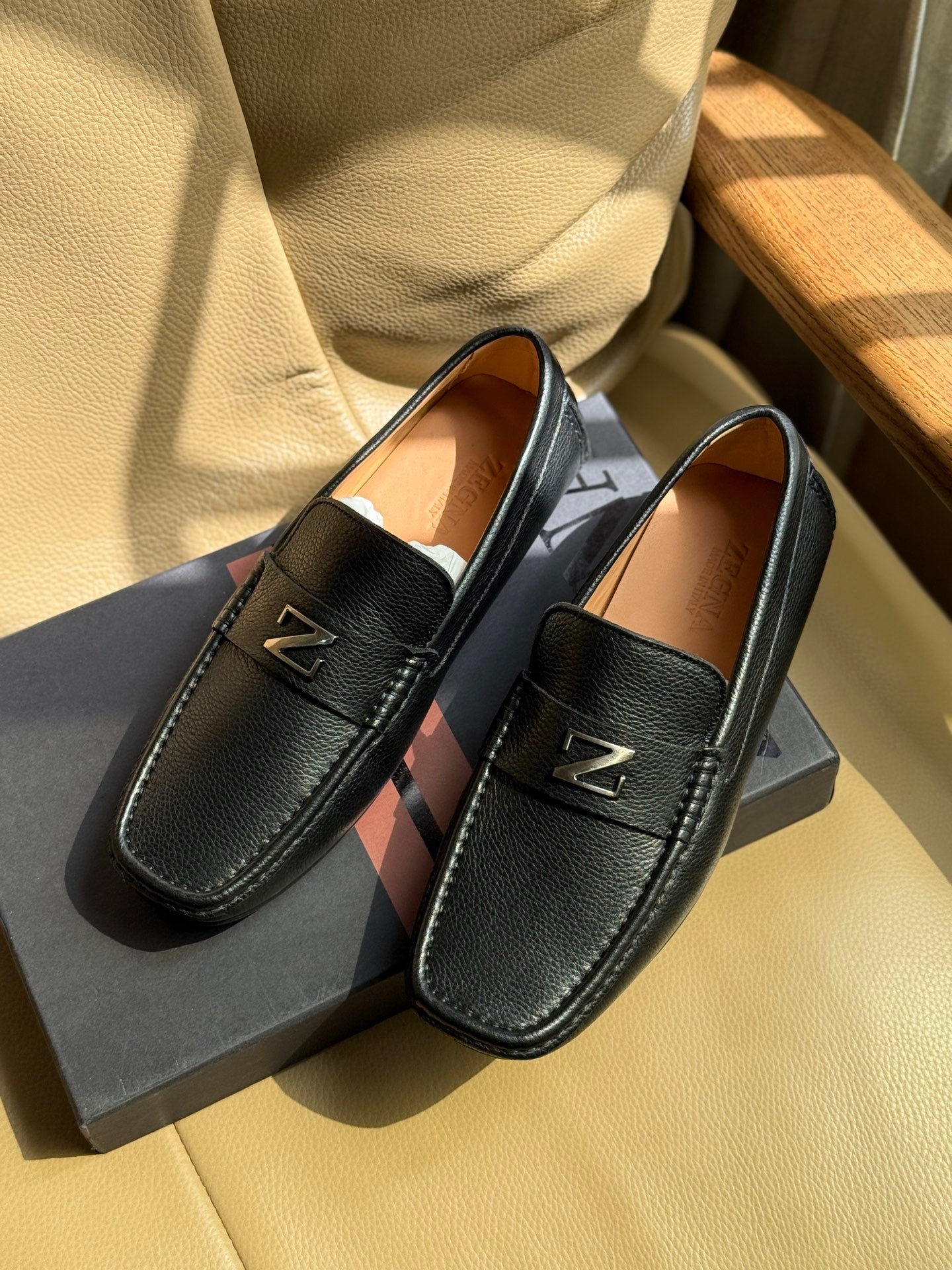 Вишукані шкіряні лофери Zegna
