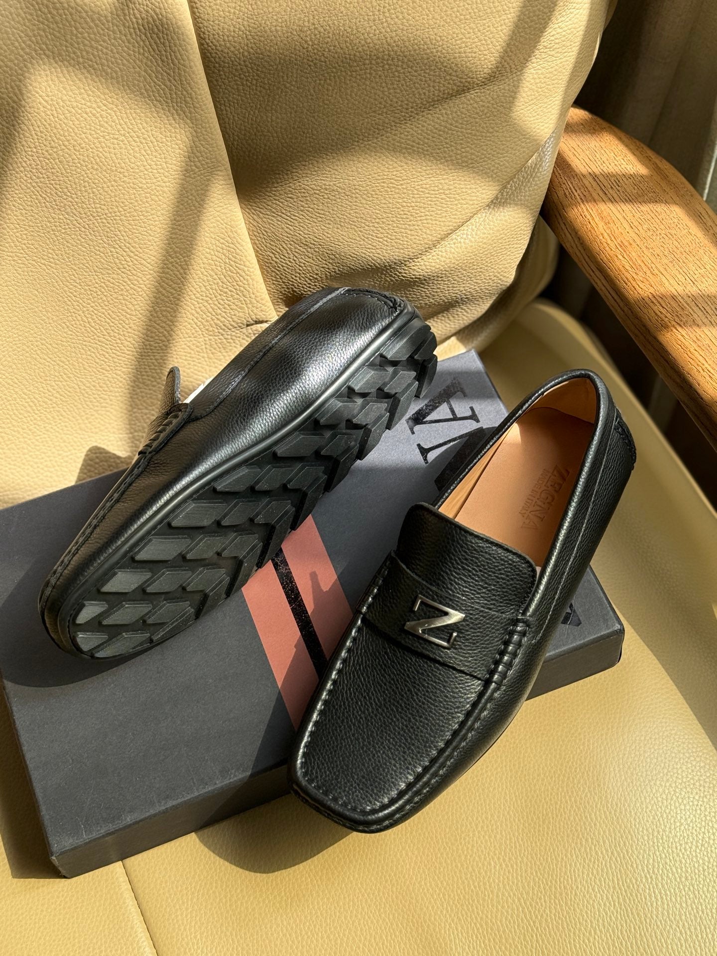 Вишукані шкіряні лофери Zegna