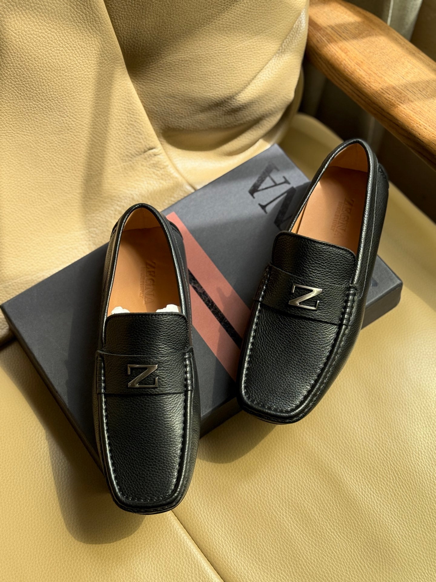 Вишукані шкіряні лофери Zegna