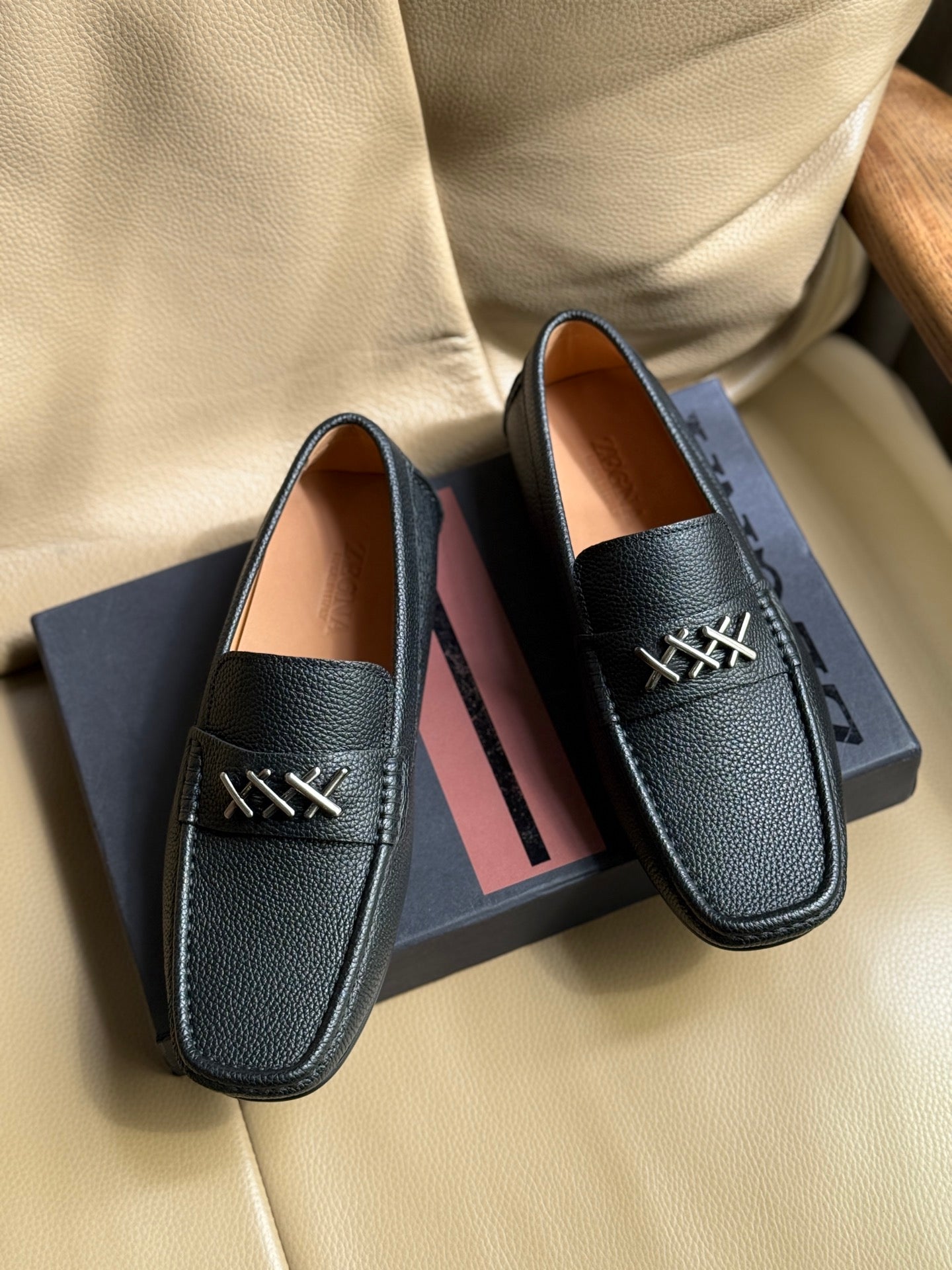 Преміальні шкіряні лофери Zegna