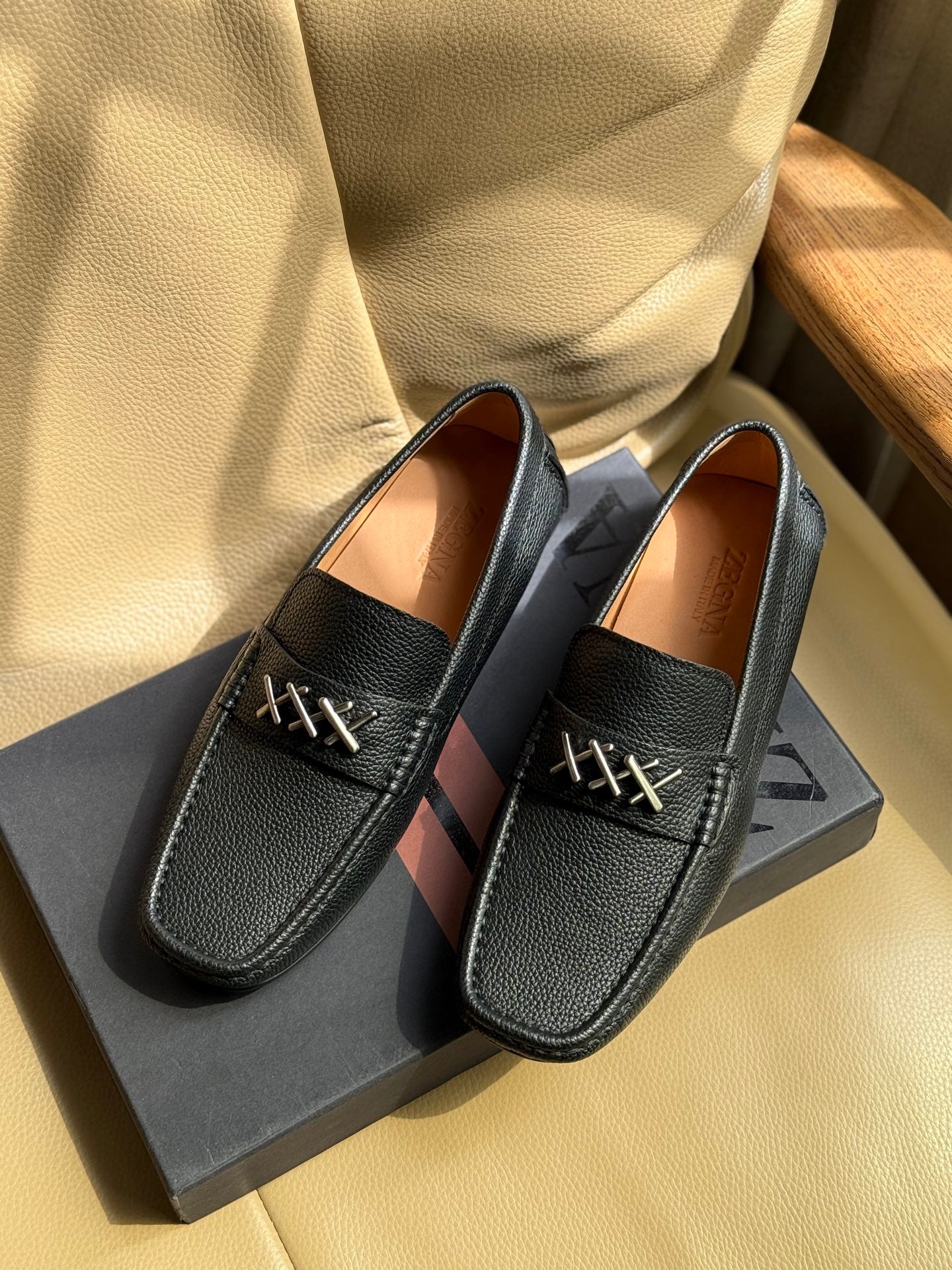 Преміальні шкіряні лофери Zegna