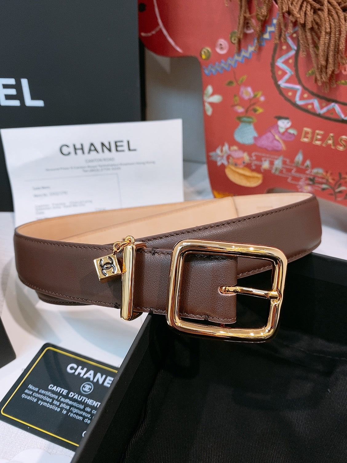 Ремінь Chanel з натуральної телячої шкіри